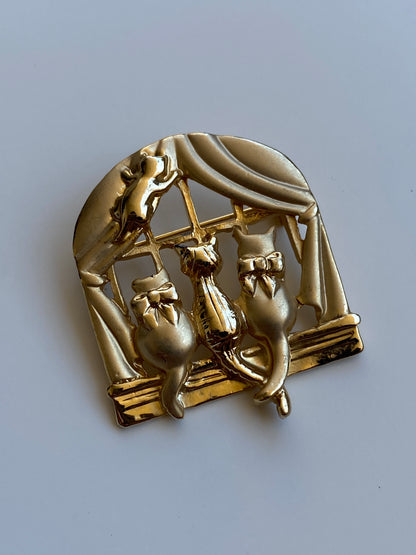 Vintage OAJC Gold-Tone Three Cats in a Window Figural Brooch