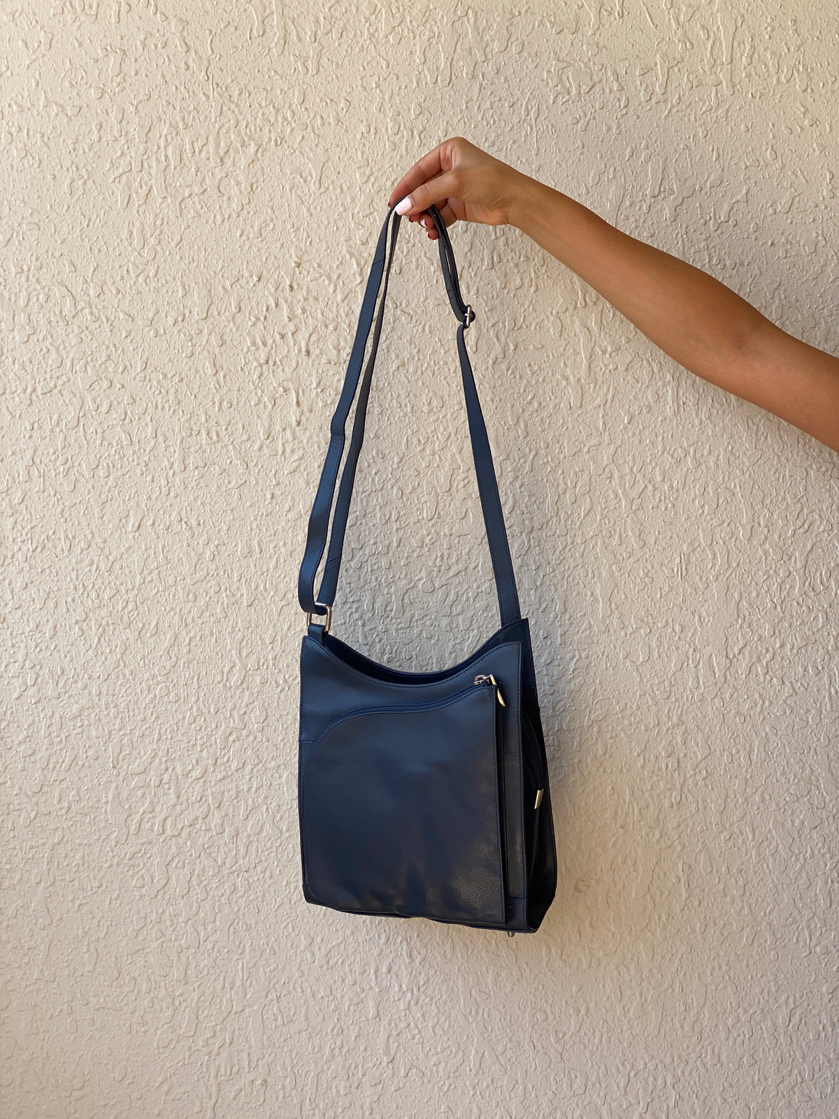 Vintage 90s Helena Vera Navy Blue Minimalist Multi-Pocket Shoulder Crossbody Bag Vintage 90s Helena Vera Navy Blue Minimalist Multi-Pocket Shoulder Crossbody Bag