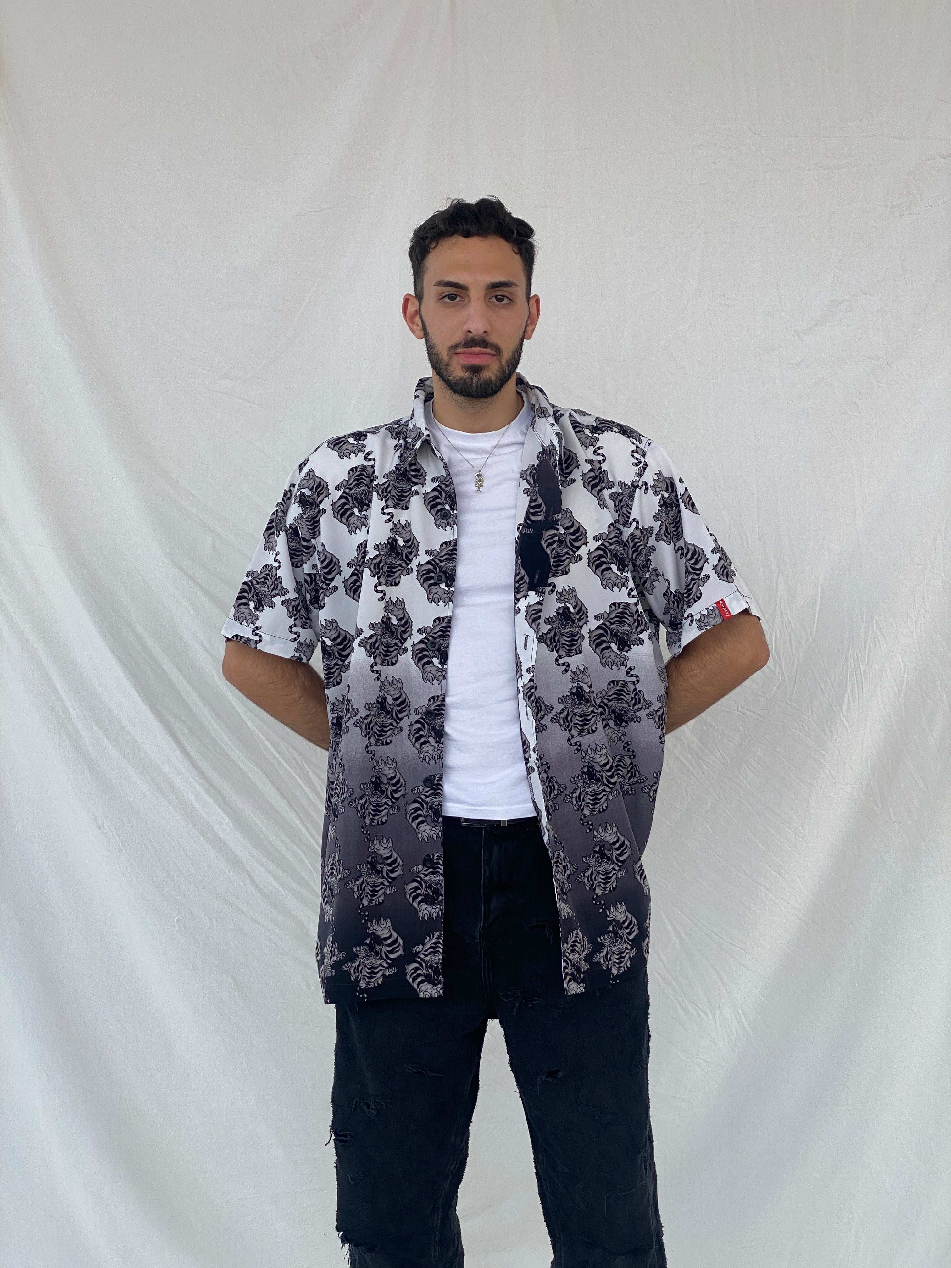 Vintage Maracky Graphic Tiger Shirt Size XL - Balagan Vintage Half Sleeve Shirt 90s, Awsam, half sleeve shirt, mens shirt, NEW IN, printed shirt