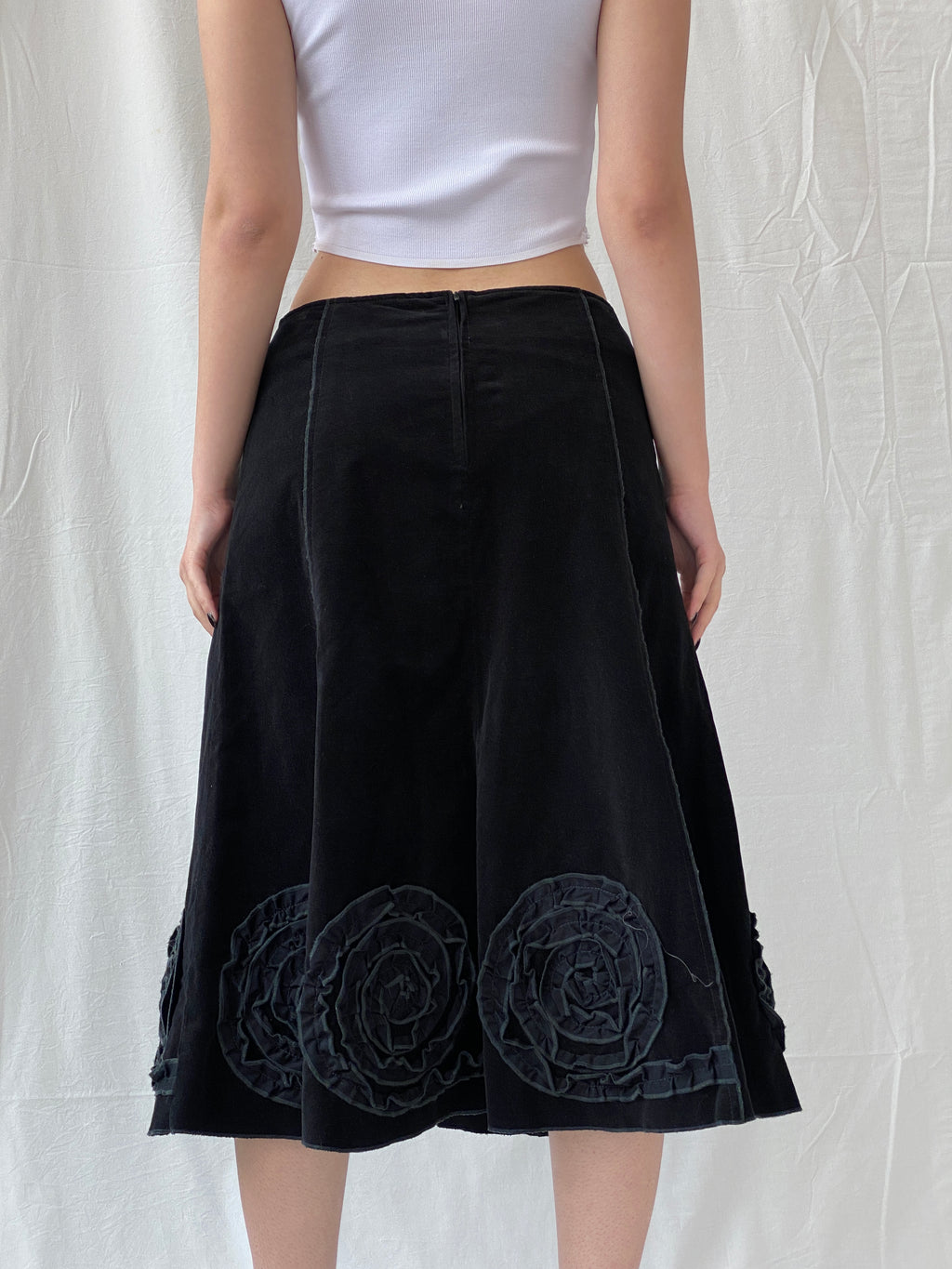 Vintage 90s Tence Black Grunge Spiral Details Midi Velvet A-Line Skirt - M