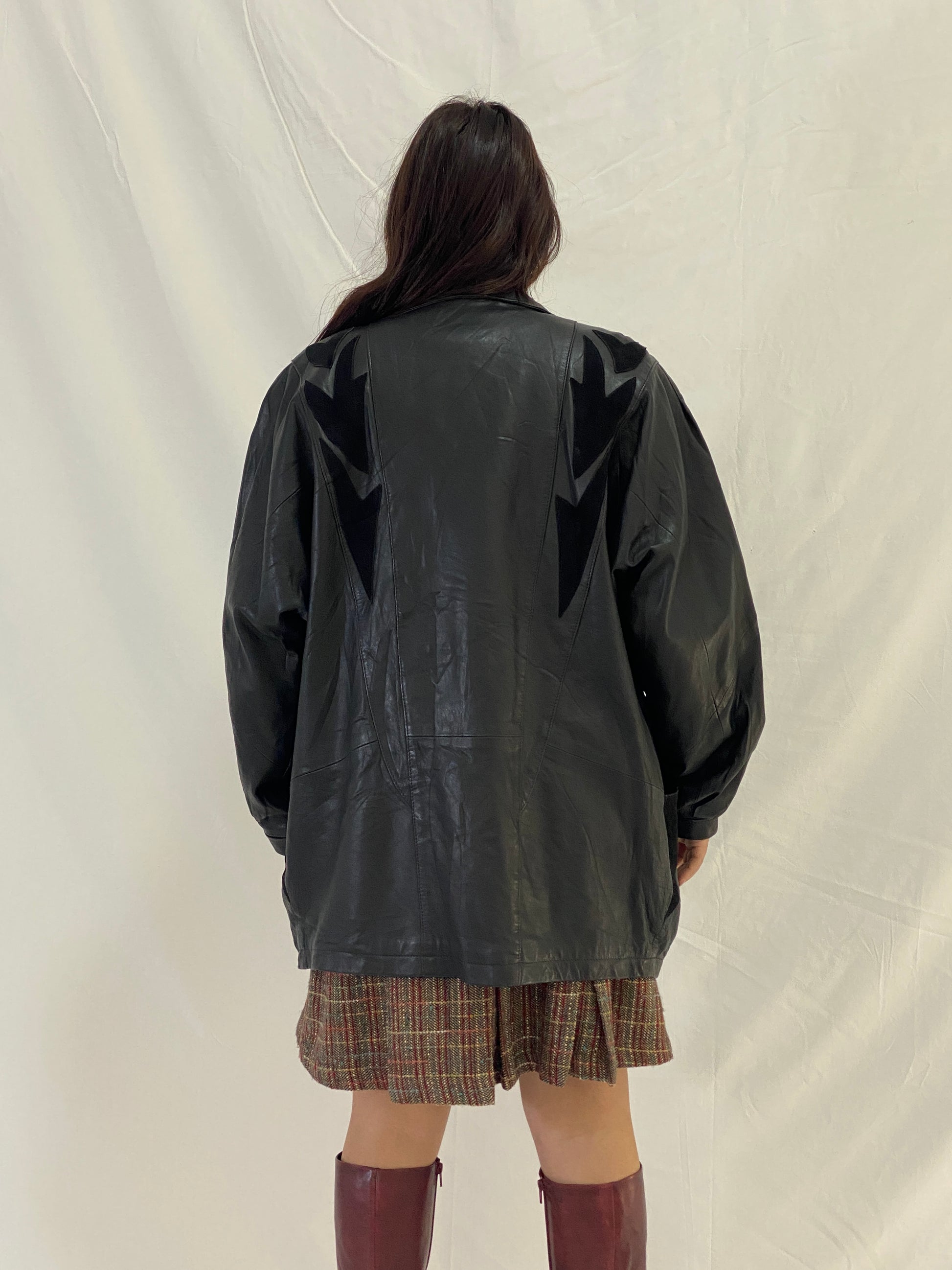 Vintage Oversized Fit Ferpele Black Leather Coat with Graphic Panel Details - M Vintage Oversized Fit Ferpele Black Leather Coat with Graphic Panel Details - M