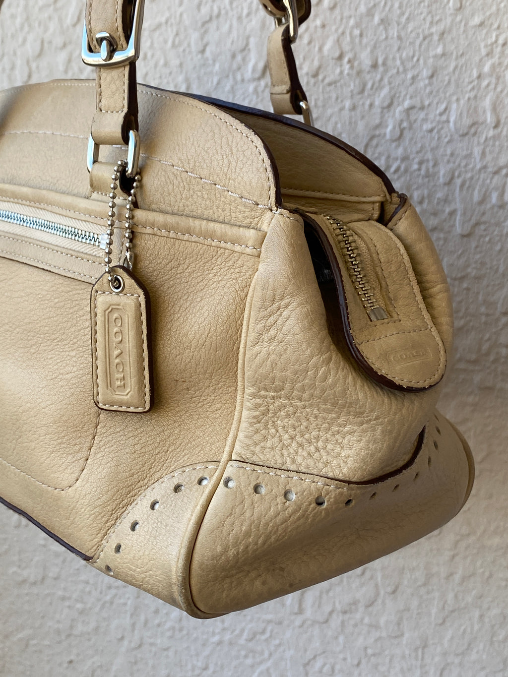 Authentic Coach Hampton Satchel Cream Leather Shoulder Bag