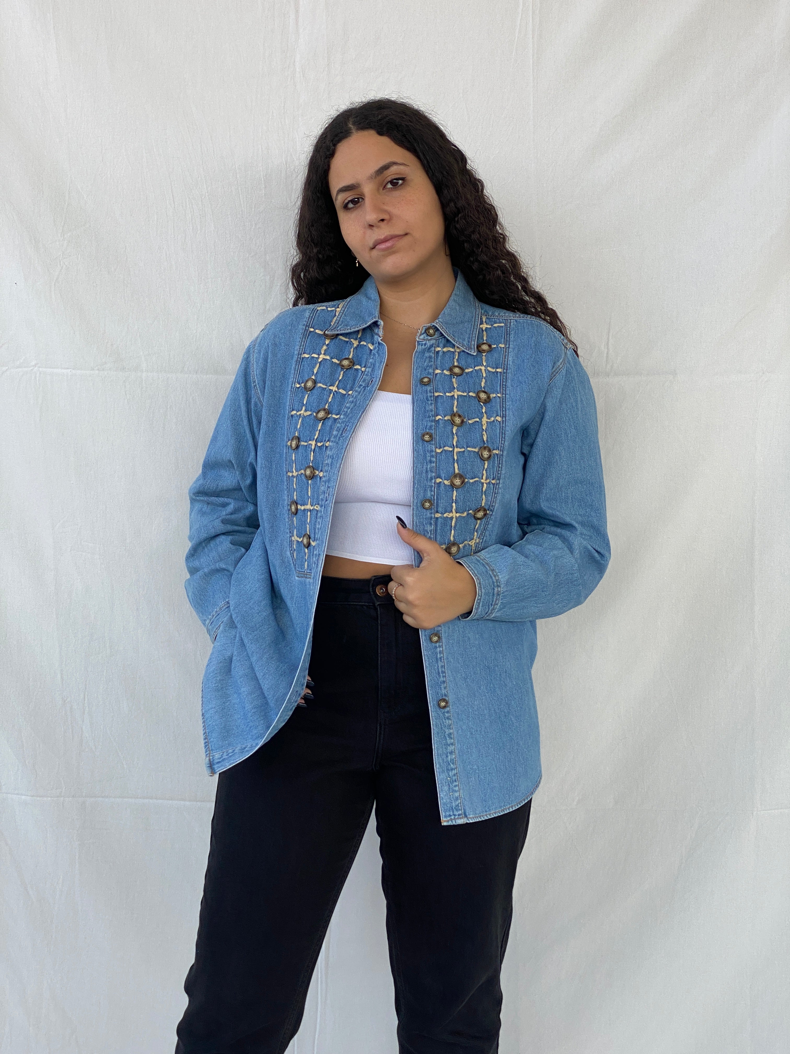Vintage Northern Isles Buttoned Women’s Denim Shirt - M