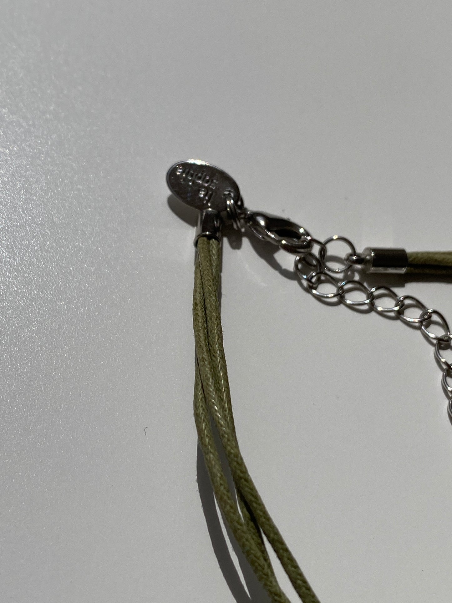 Vintage Y2K Lia Sophia Olive Cord & Gunmetal Multi-Stone Circle Pendant Necklace