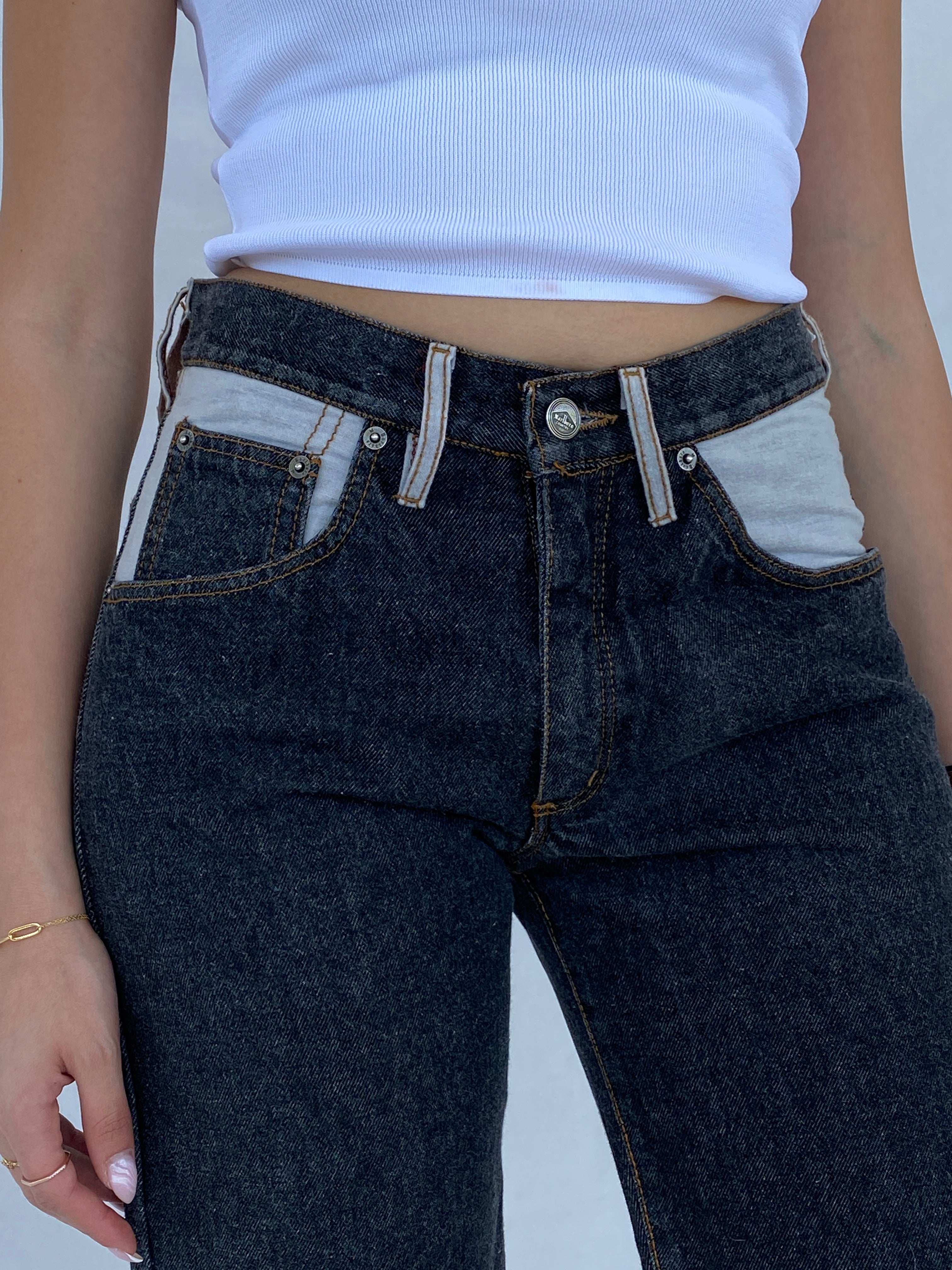 Vintage 90s Marlboro Jeans Reworked Jorts - Balagan Vintage Shorts 90s, Juana, Marlboro classics, NEW IN, shorts, vintage shorts