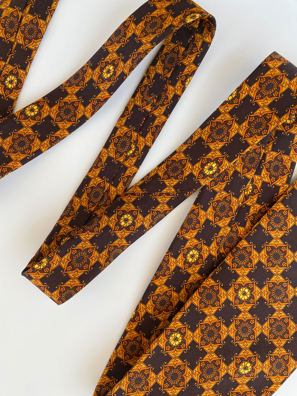 Vintage YSL Yves Saint Laurent Printed Silk Men’s Neck Tie