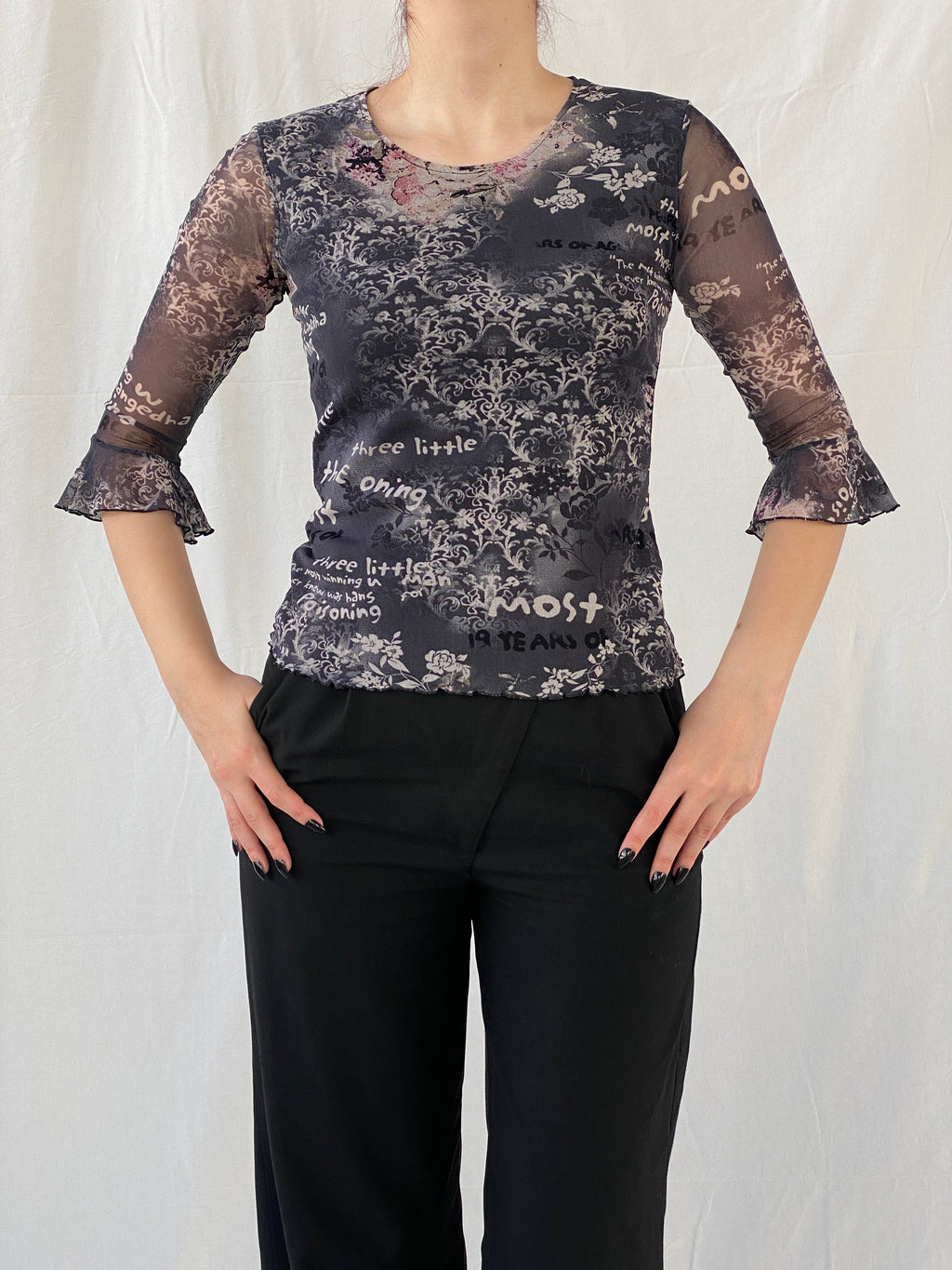 Vintage 90s Pure & Simple Black Graphic 3/4 Sleeve Mesh Top - S