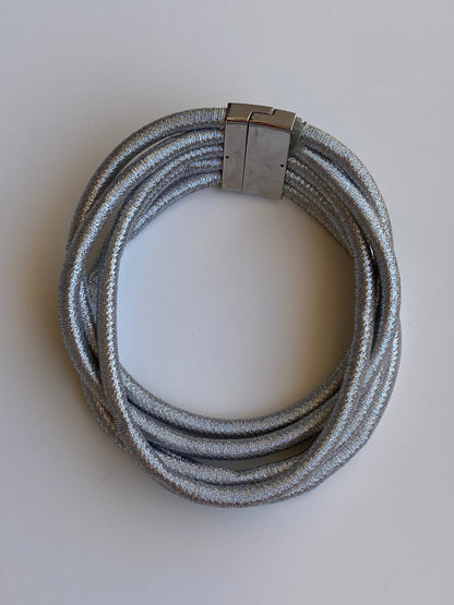 Vintage Y2K Silver Metallic Multi-Strand Tubular Mesh Statement Necklace