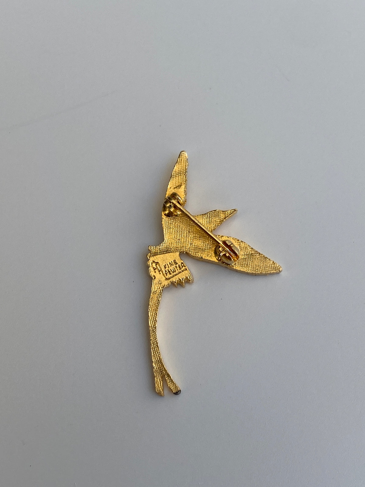 Vintage AA Fine Pewter Gold Tone Flying Swallow Bird Brooch Gold Plated Figural Mini Pin Vintage AA Fine Pewter Gold Tone Flying Swallow Bird Brooch Gold Plated Figural Mini Pin