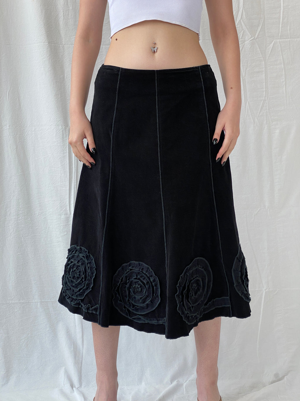 Vintage 90s Tence Black Grunge Spiral Details Midi Velvet A-Line Skirt - M
