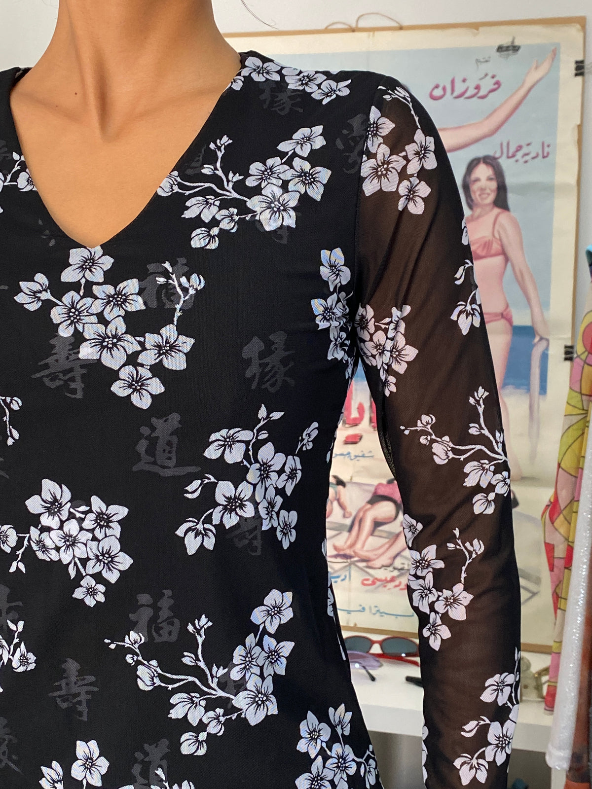 Vintage 90s Y2K Petite Sophisticate Black Floral Mesh Long Sleeve Top - S Vintage 90s Y2K Petite Sophisticate Black Floral Mesh Long Sleeve Top - S
