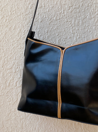 Vintage Y2K Black & Tan Contrast Trim Minimalist Shoulder Bag