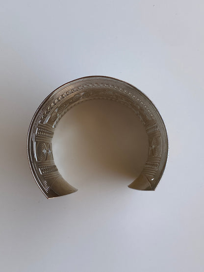 Vintage Y2K Silver-Tone Geometric Engraved Wide Statement Cuff Bracelet