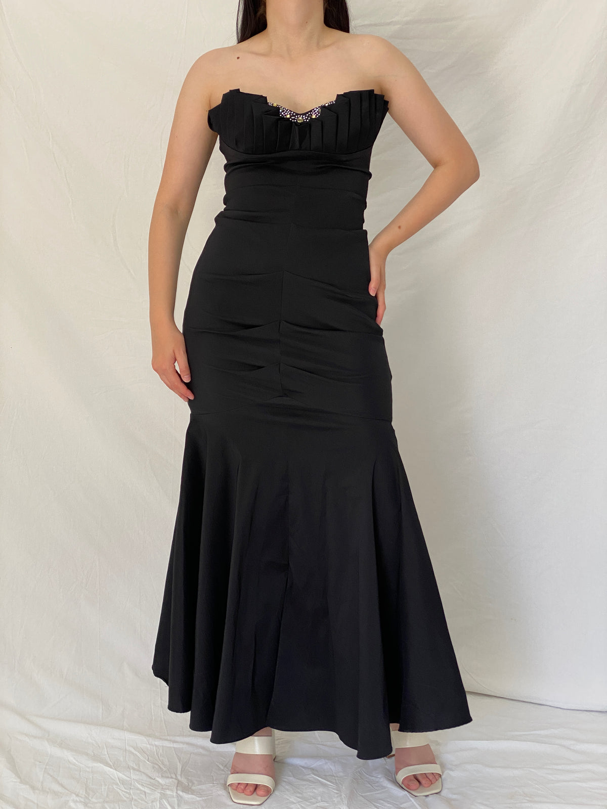 Vintage Betsy & Adam Black Beaded Bust Mermaid Evening Gown – M Vintage Betsy & Adam Black Beaded Bust Mermaid Evening Gown – M