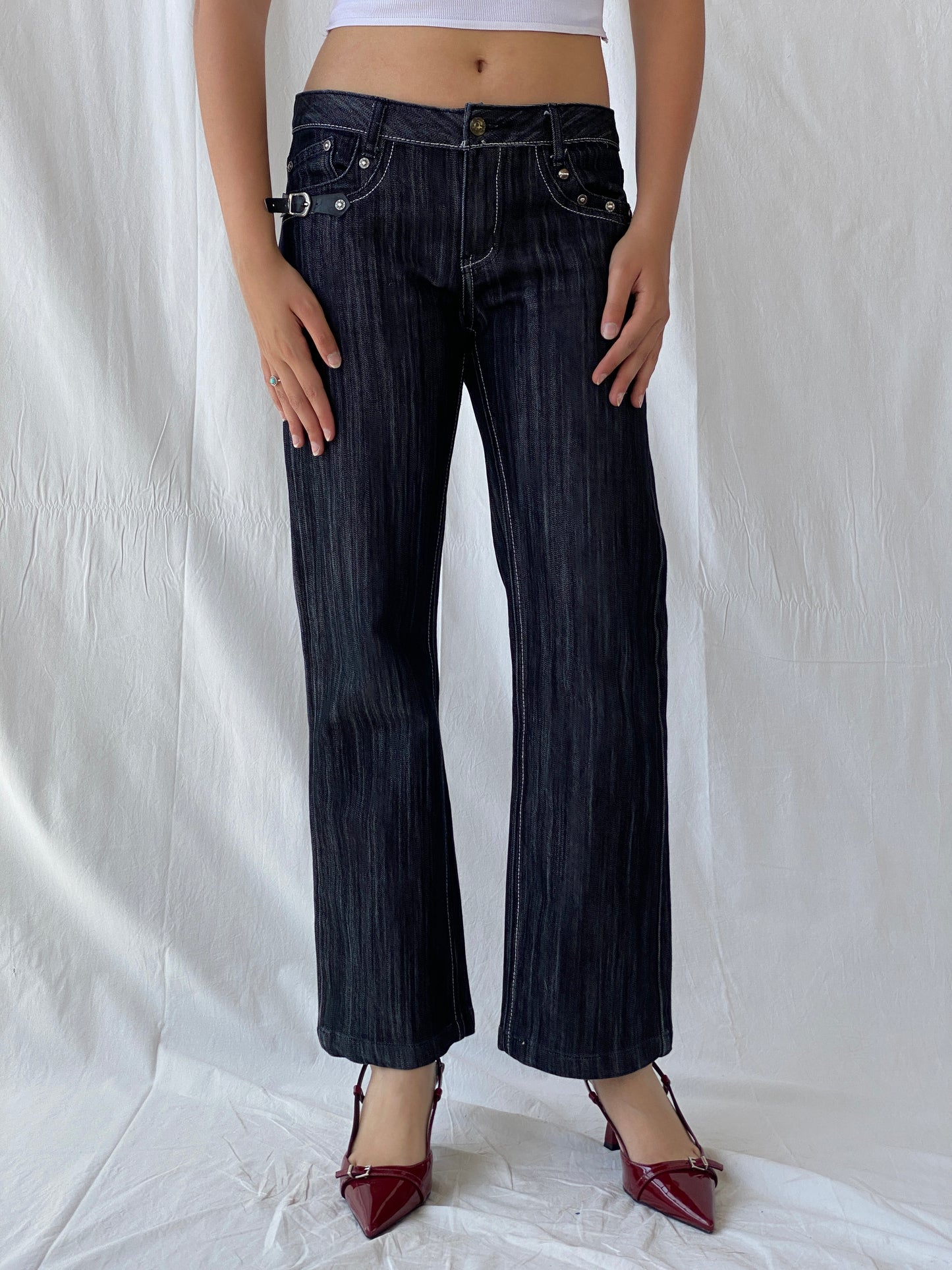 Vintage Y2K Platinum Grunge Dark Wash Low Rise Straight Cut Jeans - 38EUR
