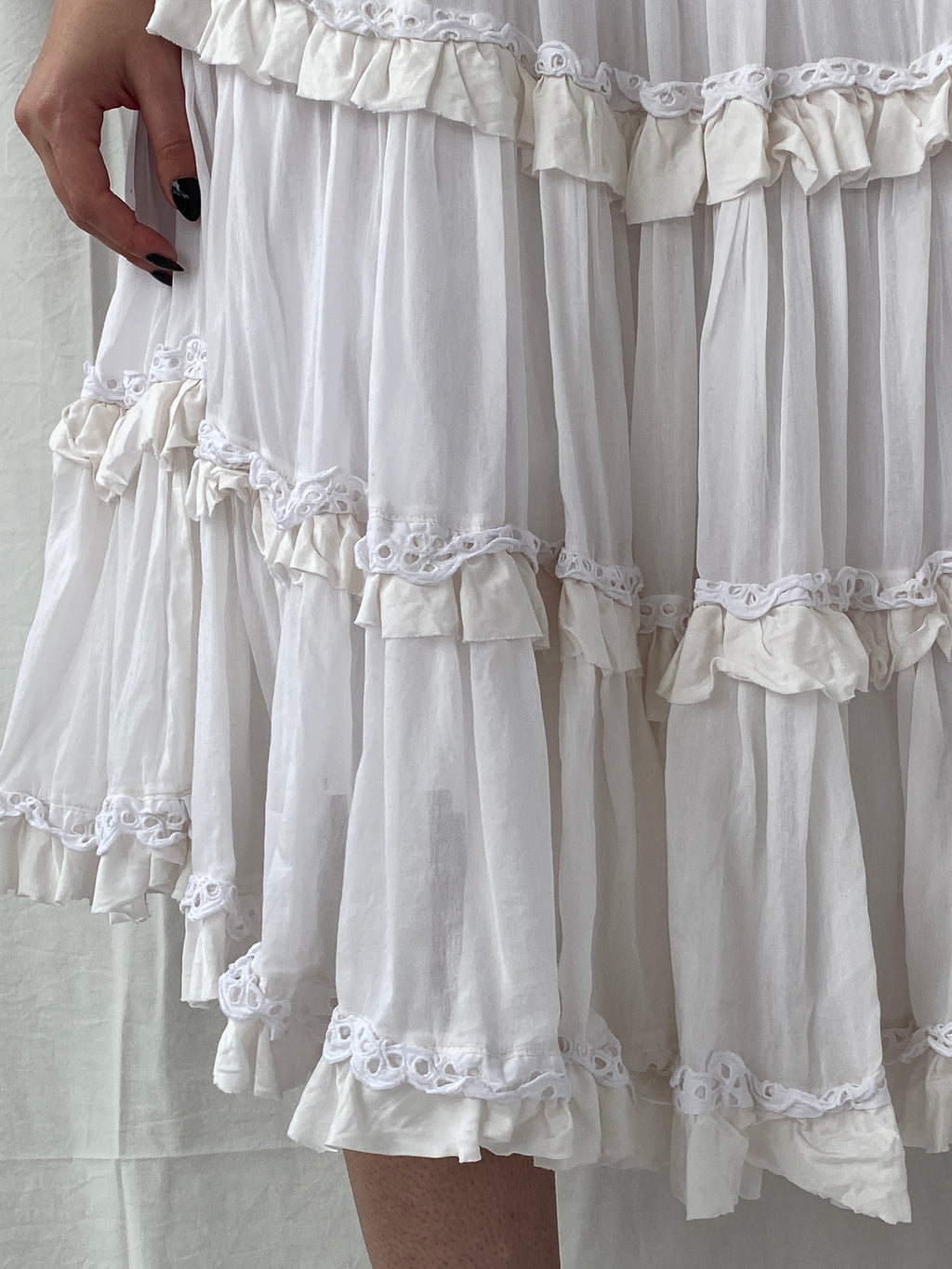 Gorgeous Vintage Monnalisa Chic White Tiered Bohemian Layered Midi Skirt - M