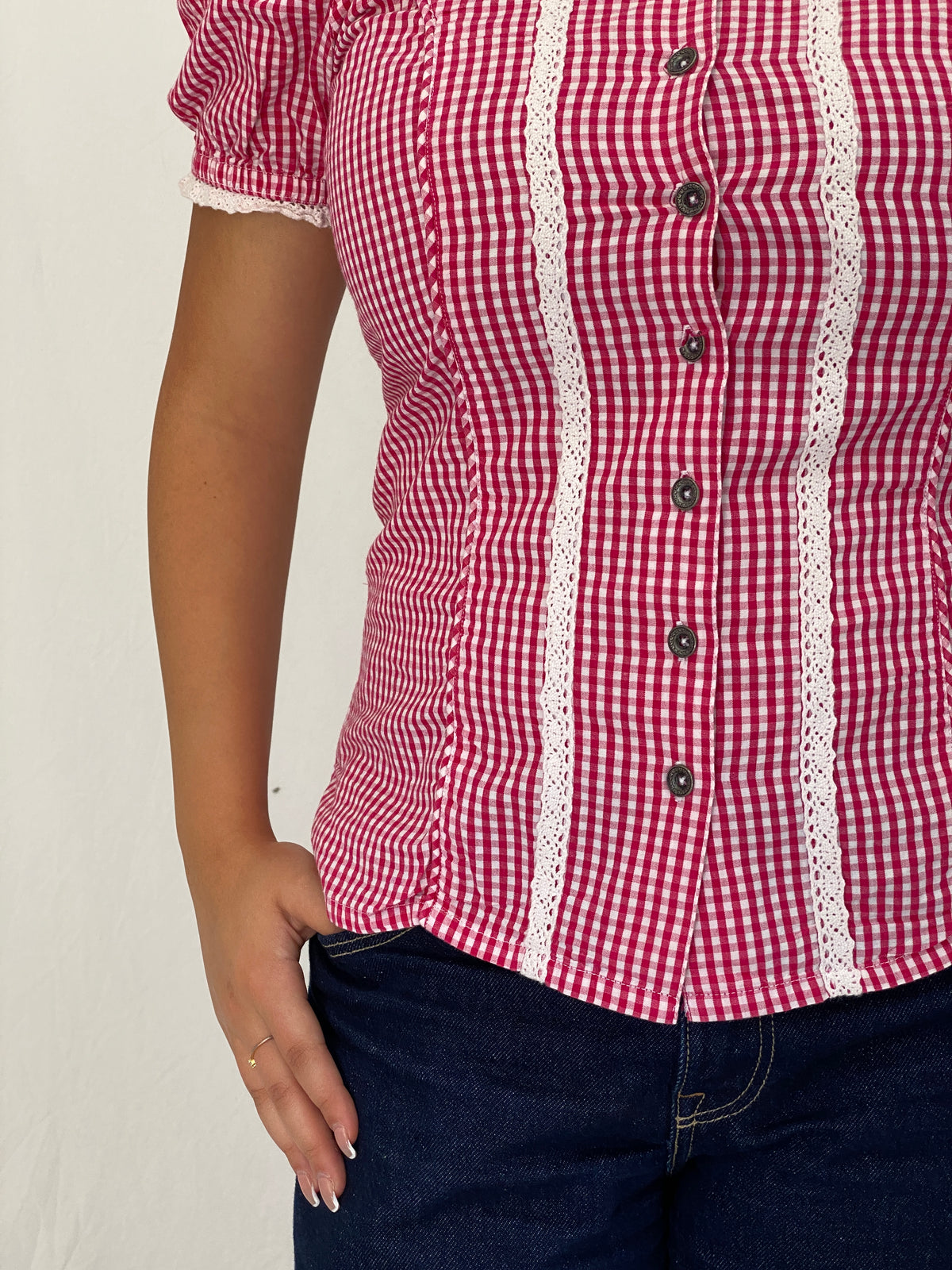 Vintage Y2K Gina Benotti Red & White Gingham Cold Shoulder Lace Trim Blouse - M Vintage Y2K Gina Benotti Red & White Gingham Cold Shoulder Lace Trim Blouse - M