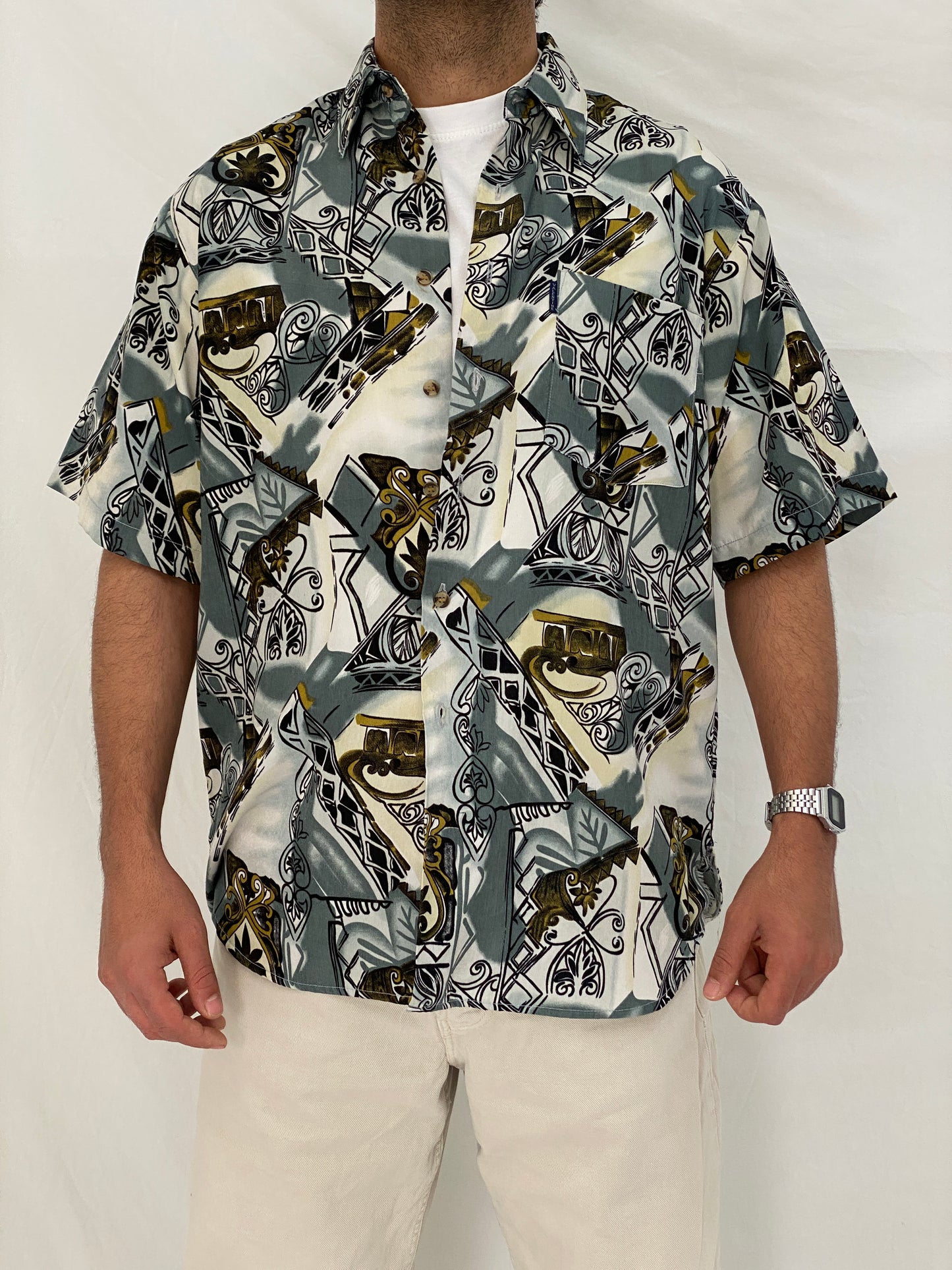 Vintage Valentine Italy Style Abstract Printed Short Sleeve Shirt – M