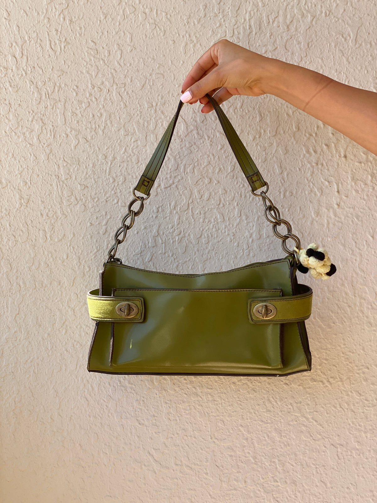 Vintage Emillie M. Green Faux Leather Shoulder Bag with Chain Strap Vintage Emillie M. Green Faux Leather Shoulder Bag with Chain Strap