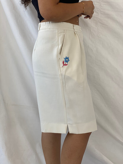 Vintage Lady Anne Loose Fit Walking Off-White Shorts - L