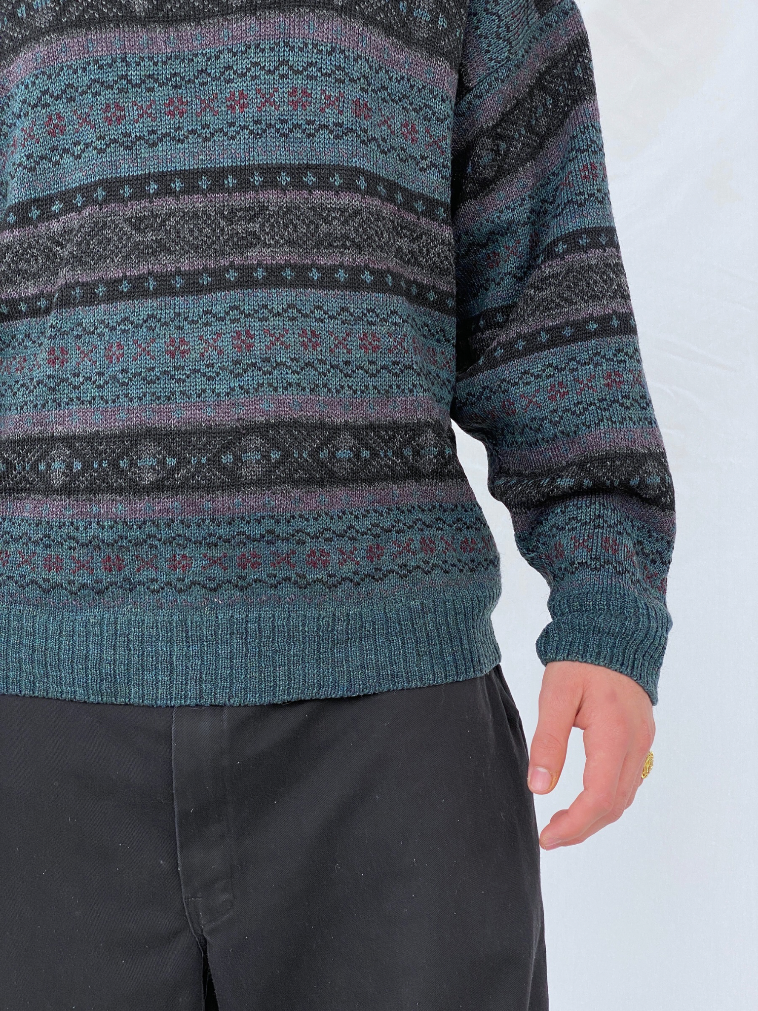 Vintage 90s MC Men’s Casuals Geometric Abstract Striped Green Crew Neck Knitted Sweater - M