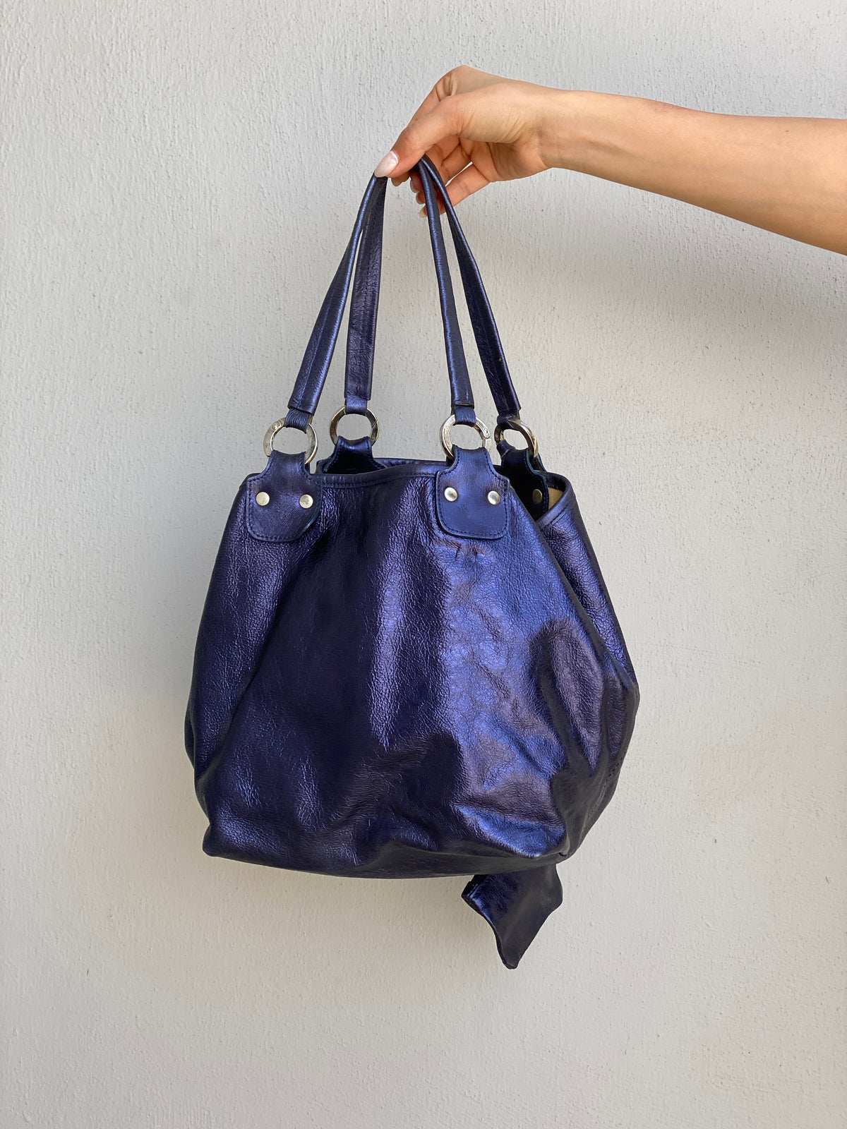 Vintage Y2K Metallic Blue Genuine Leather Slouchy Shoulder Bag Vintage Y2K Metallic Blue Genuine Leather Slouchy Shoulder Bag