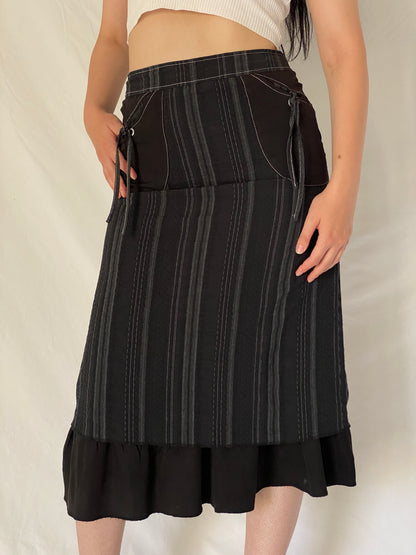 Vintage Y2K Kiabi Woman Black & Charcoal Striped Tiered Midi Skirt - M