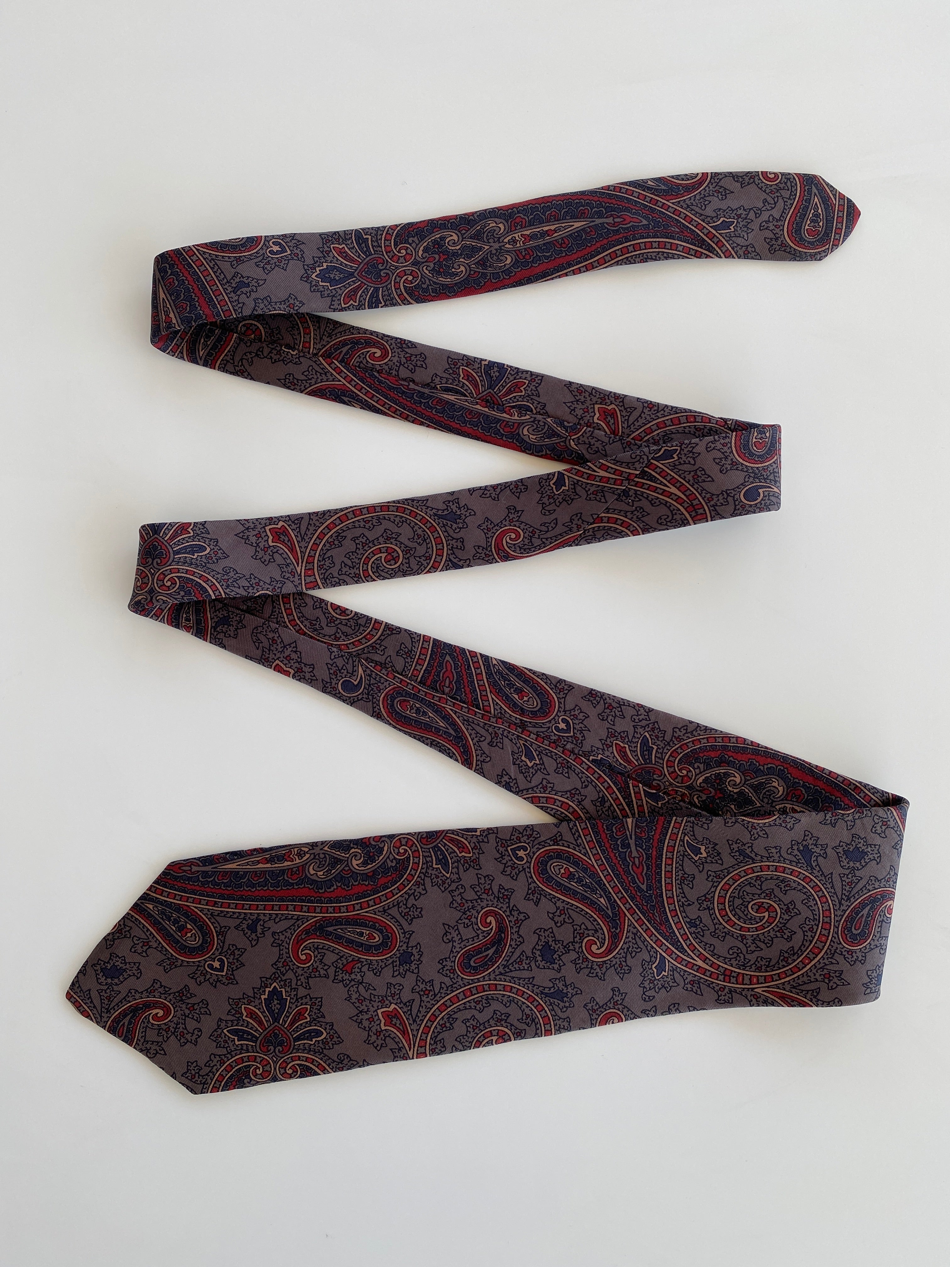 Vintage GANT Brown Paisley Print Men’s Neck Tie