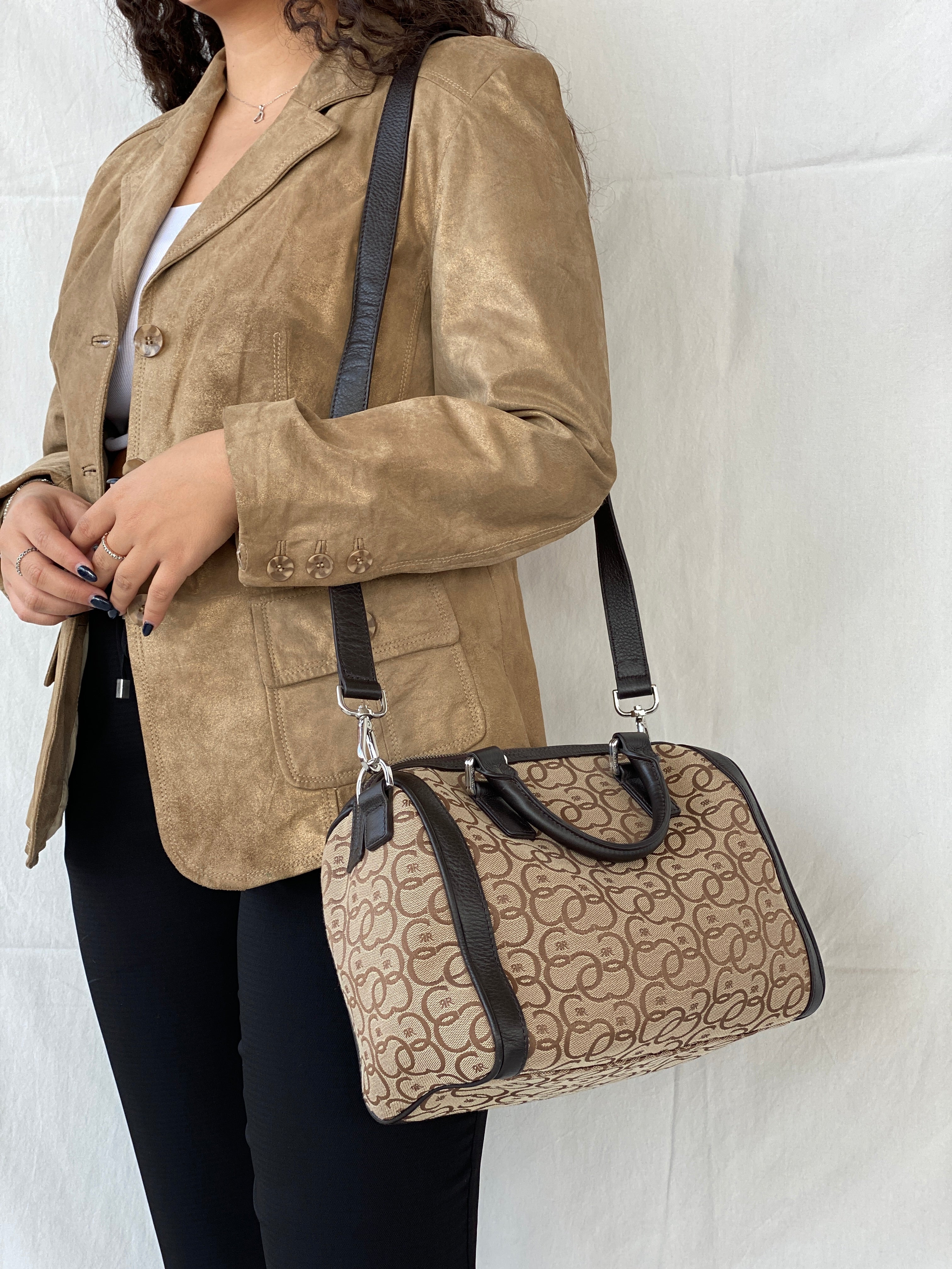 حقيبة بوسطن من شيروتي 1881، مصنوعة من قماش مغلف وجلد لامع