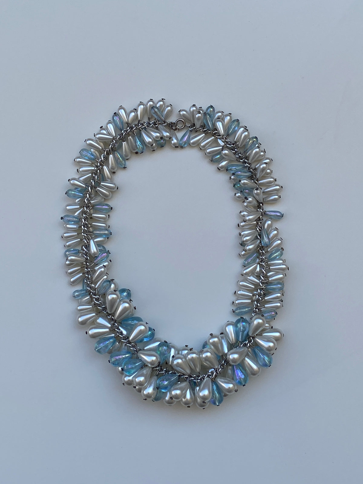 Vintage Faux Pearl & Iridescent Beaded Cluster Necklace Y2K Glam Jewelry Vintage Faux Pearl & Iridescent Beaded Cluster Necklace Y2K Glam Jewelry