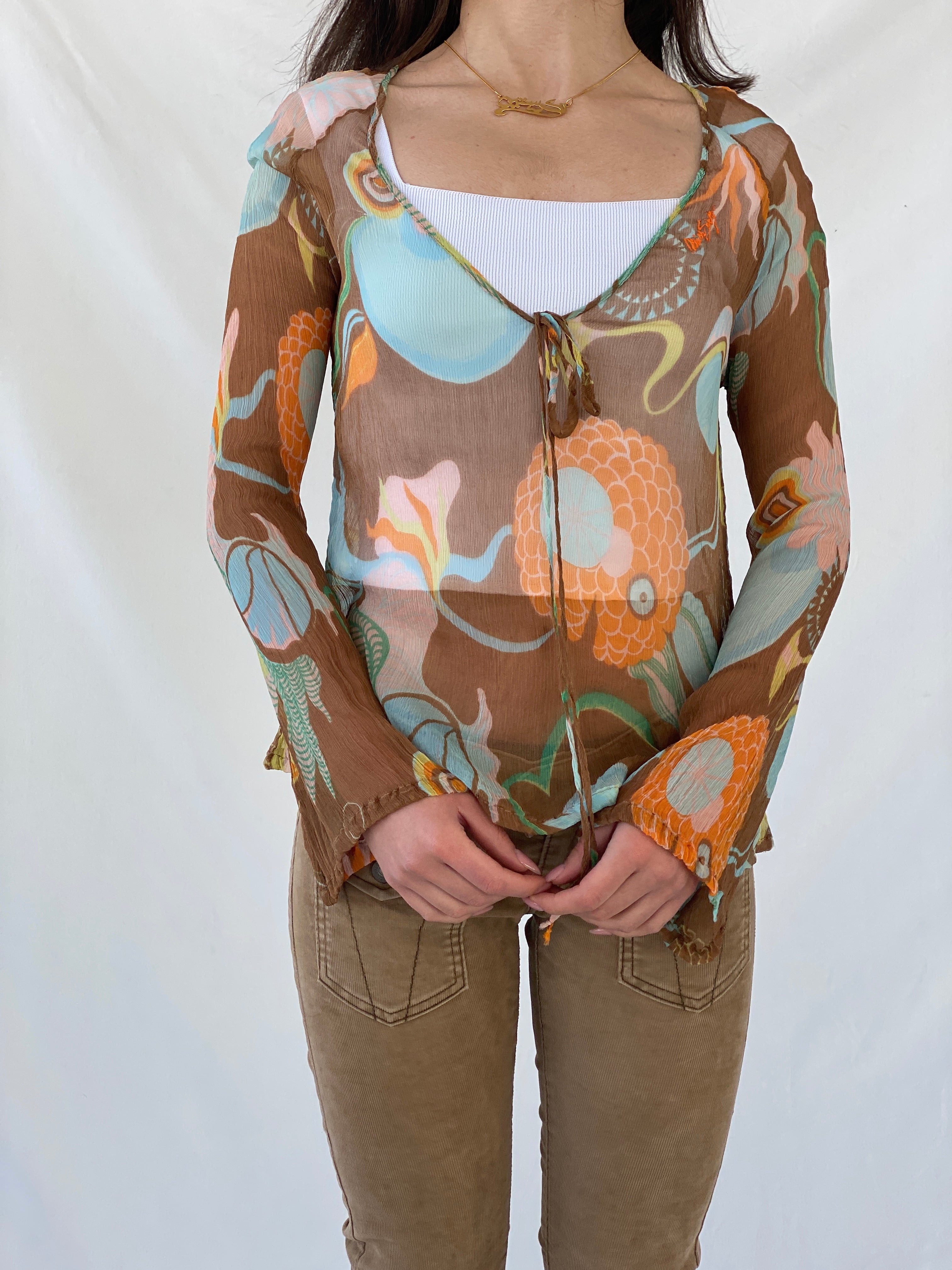 بلوزة حرير نسائية شفافة بأكمام كاملة بتصميم 60s من Miss Sixty Y2K - مقاس XS