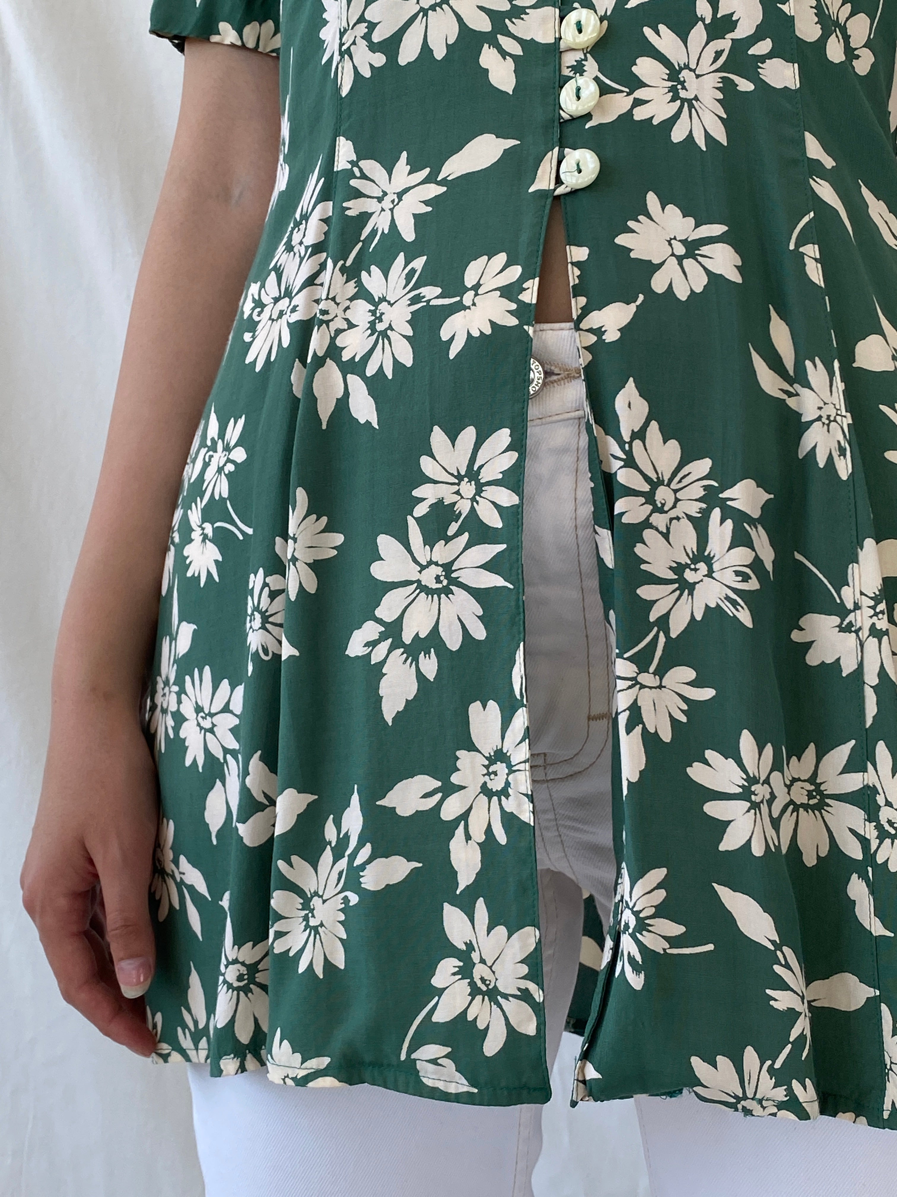 Vintage Promesse Floral Green Short Sleeve Coquette Long Cardigan Shirt - M