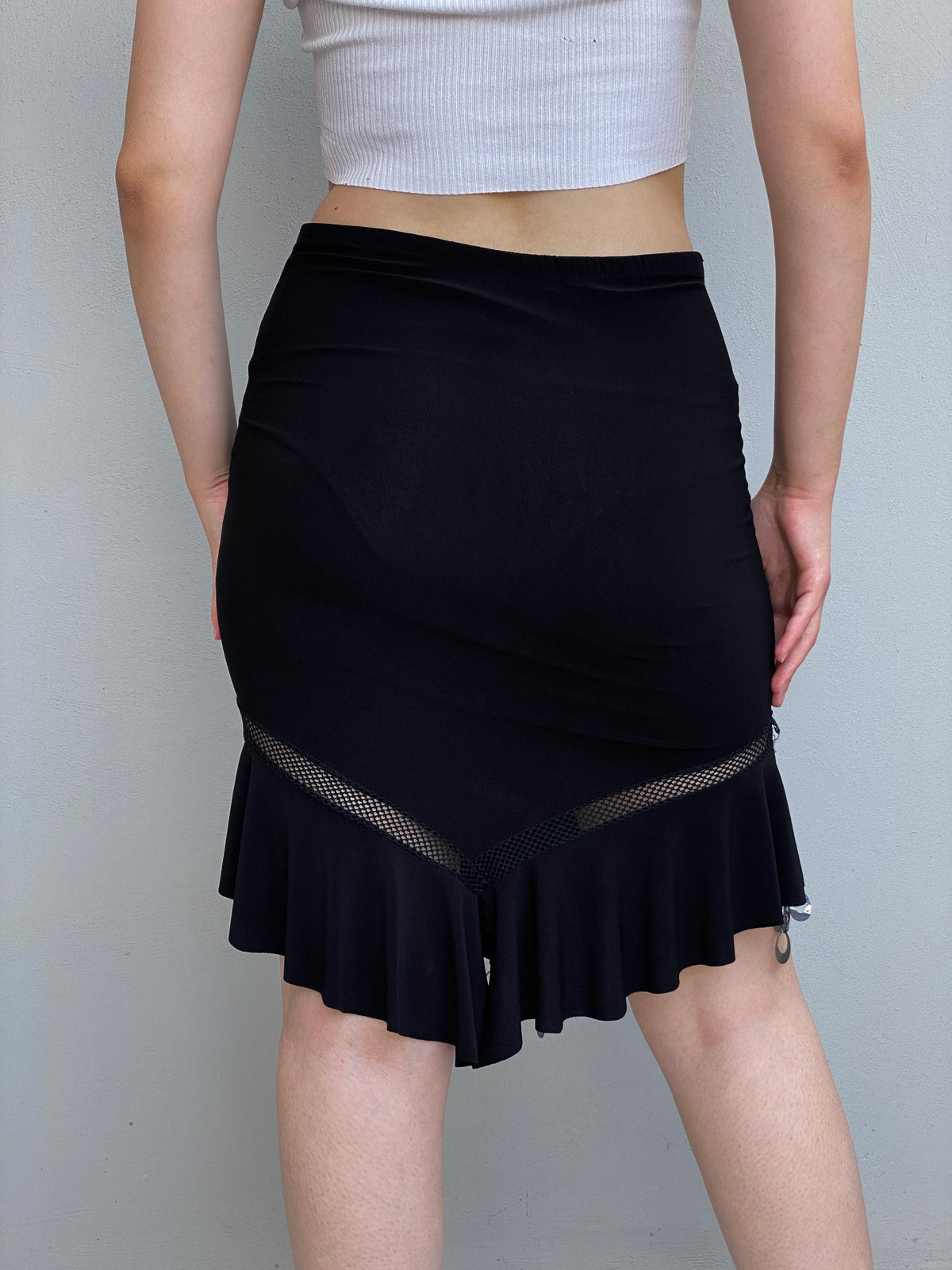Vintage Y2K Black Beaded Hem Mermaid Stretch Party Skirt – M Vintage Y2K Black Beaded Hem Mermaid Stretch Party Skirt – M