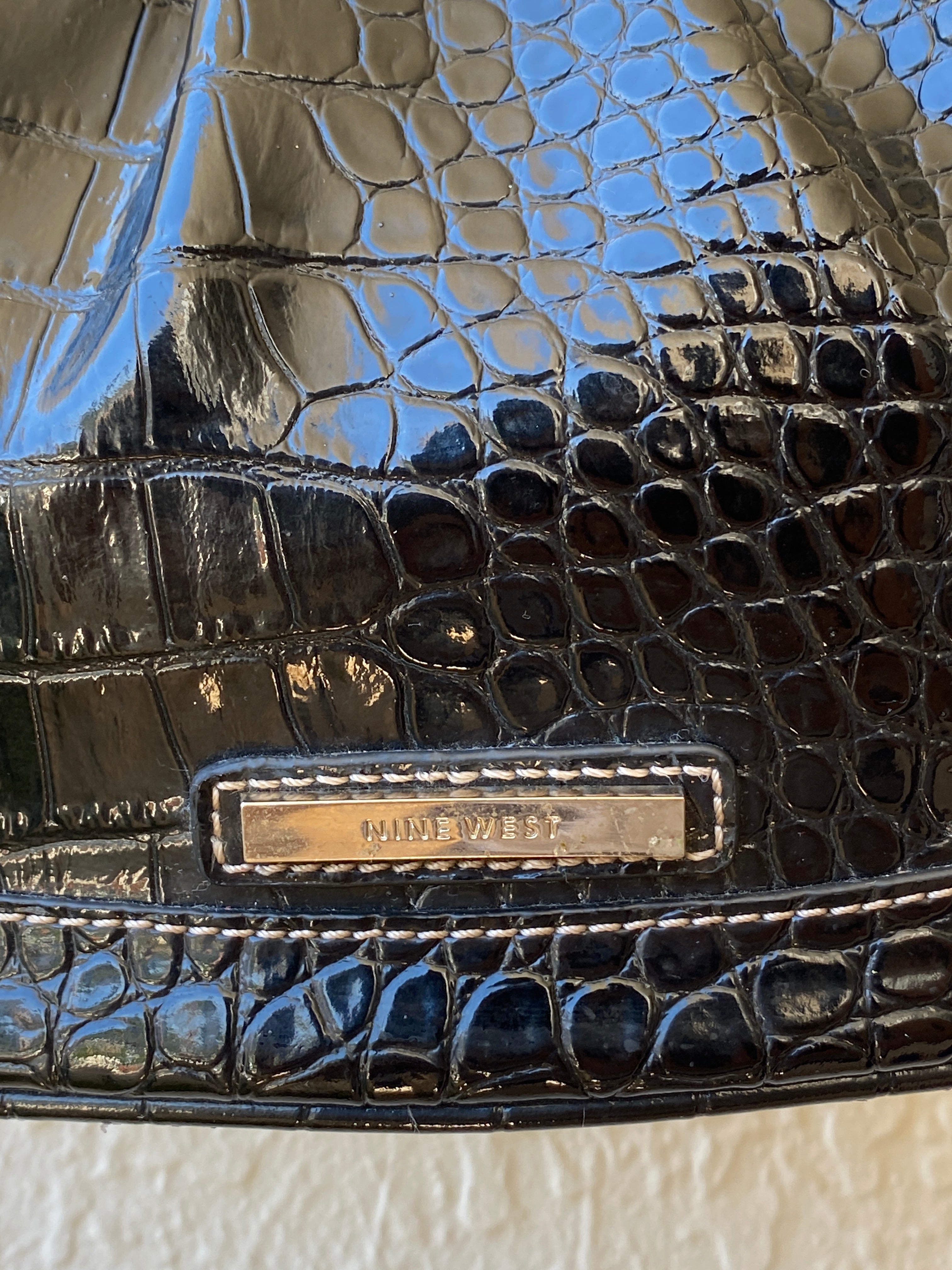 Vintage Nine West Croc-Embossed Faux Patent Leather Black Clutch Bag with Cutout Handle