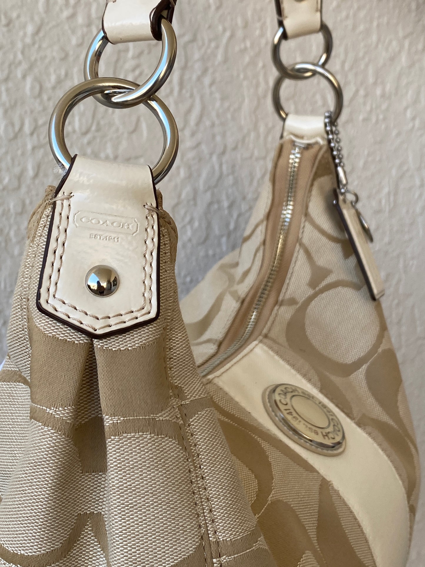 Brand New Coach Signature C Beige Jacquard Canvas Monogram White Stripe Convertible Hobo Shoulder Bag - F19281