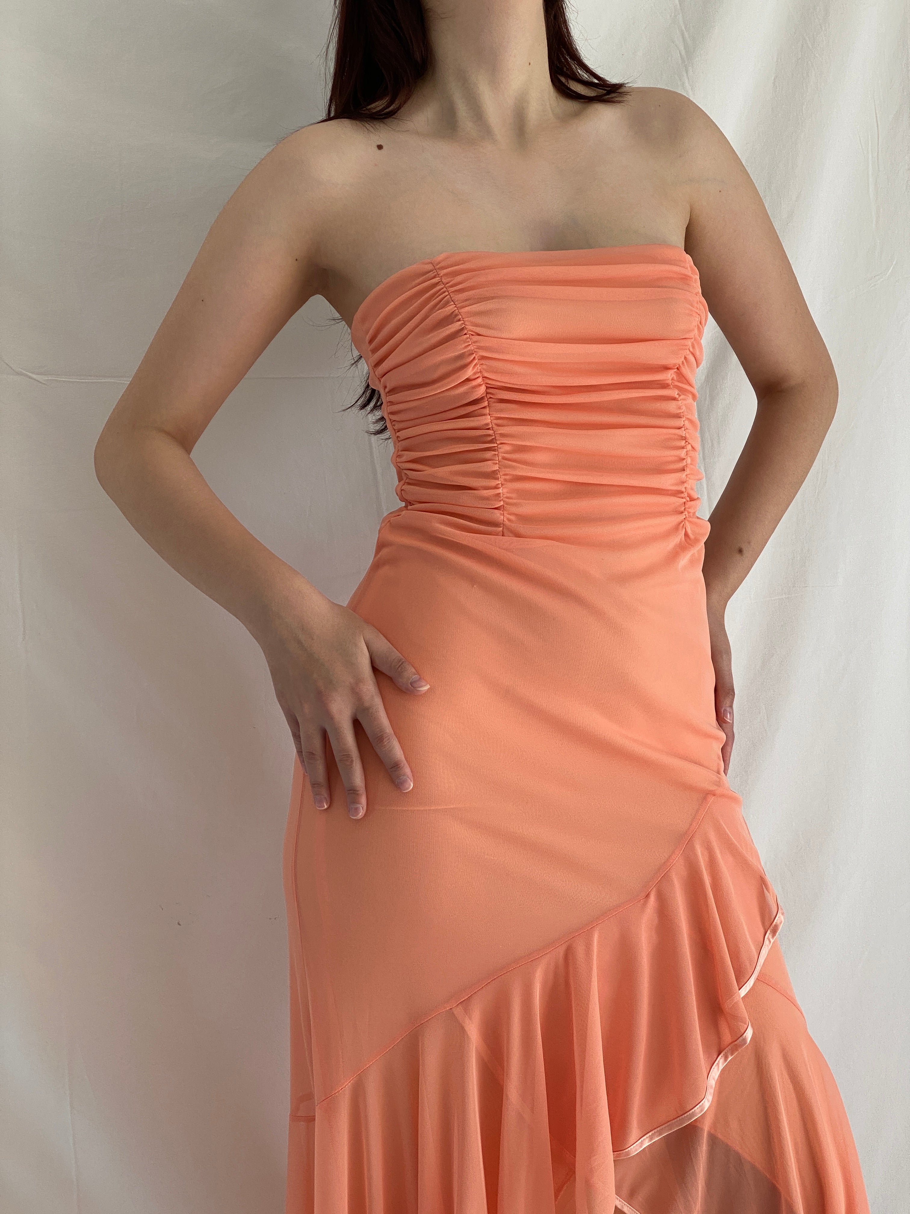 Vintage Y2K City Triangles Peach Strapless Ruched Ruffle Hem Evening Dress - M