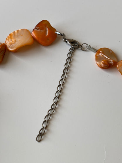 Vintage Orange Mother of Pearl Shell Necklace – Irregular Shell Bead Statement Necklace
