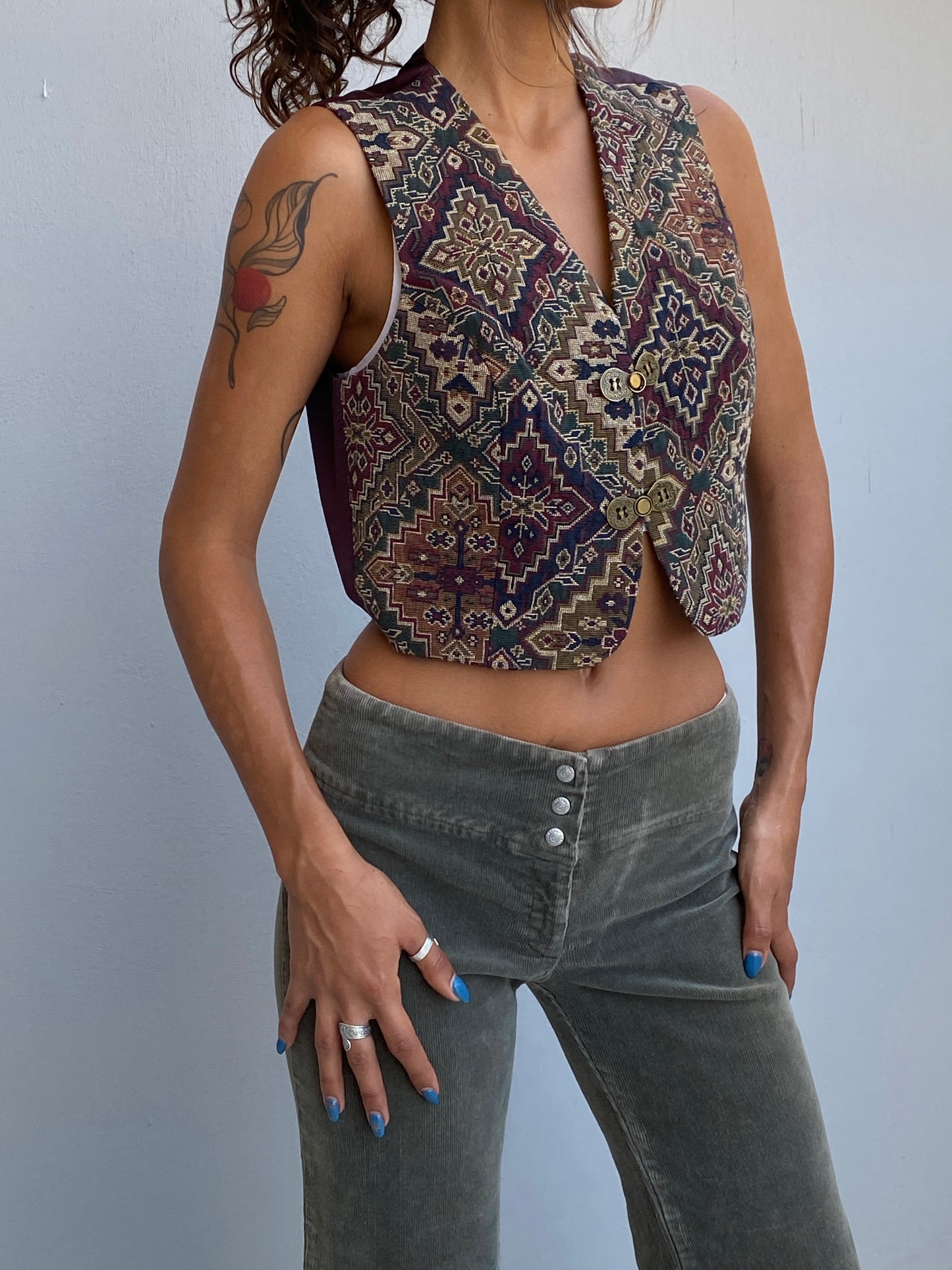 Vintage 90s LILA & LORI New York Tapestry Cropped Statement Vest – M
