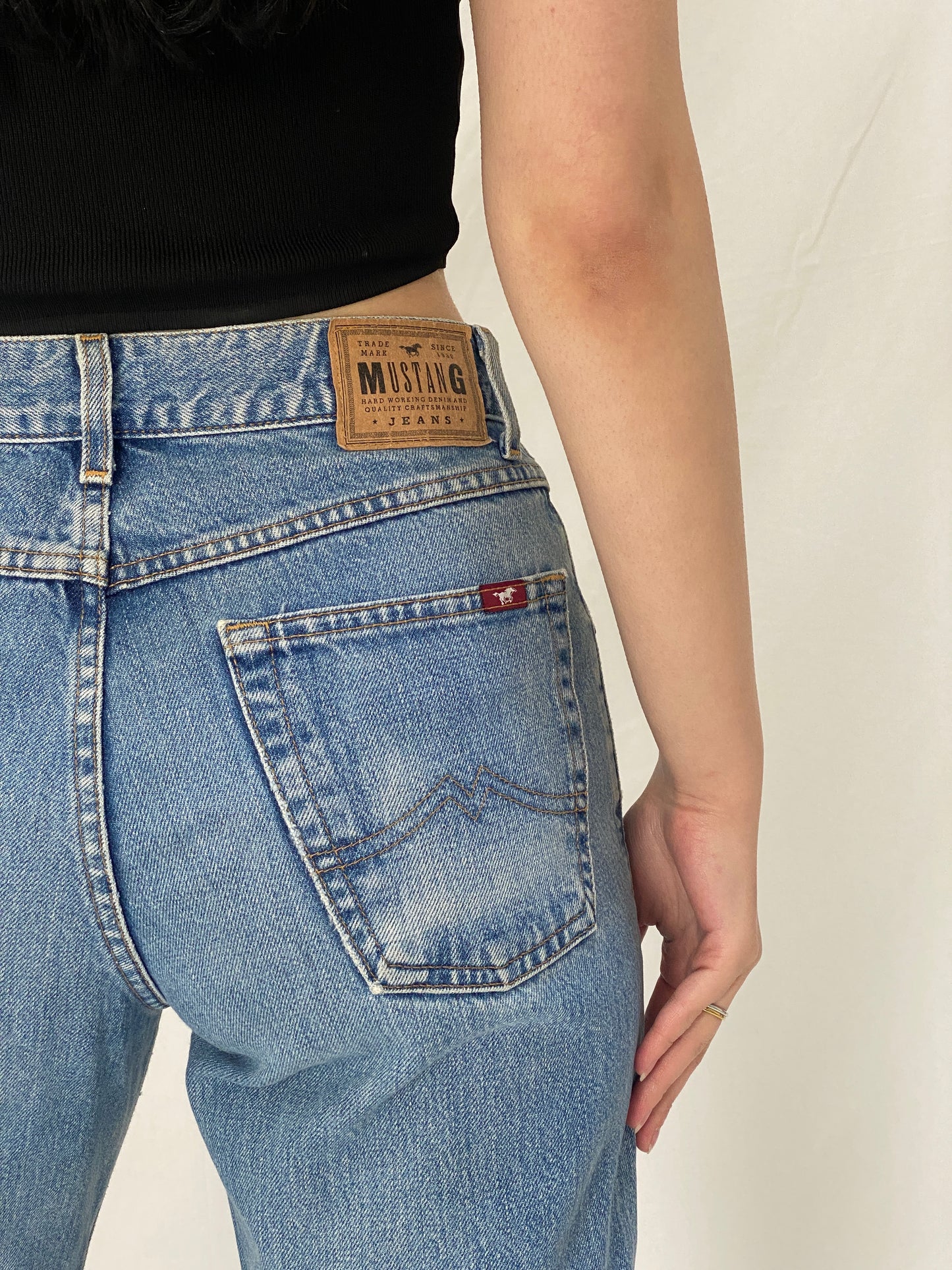 Vintage Mustang Straight Leg Jeans Classic Mid Rise Denim - 38EUR