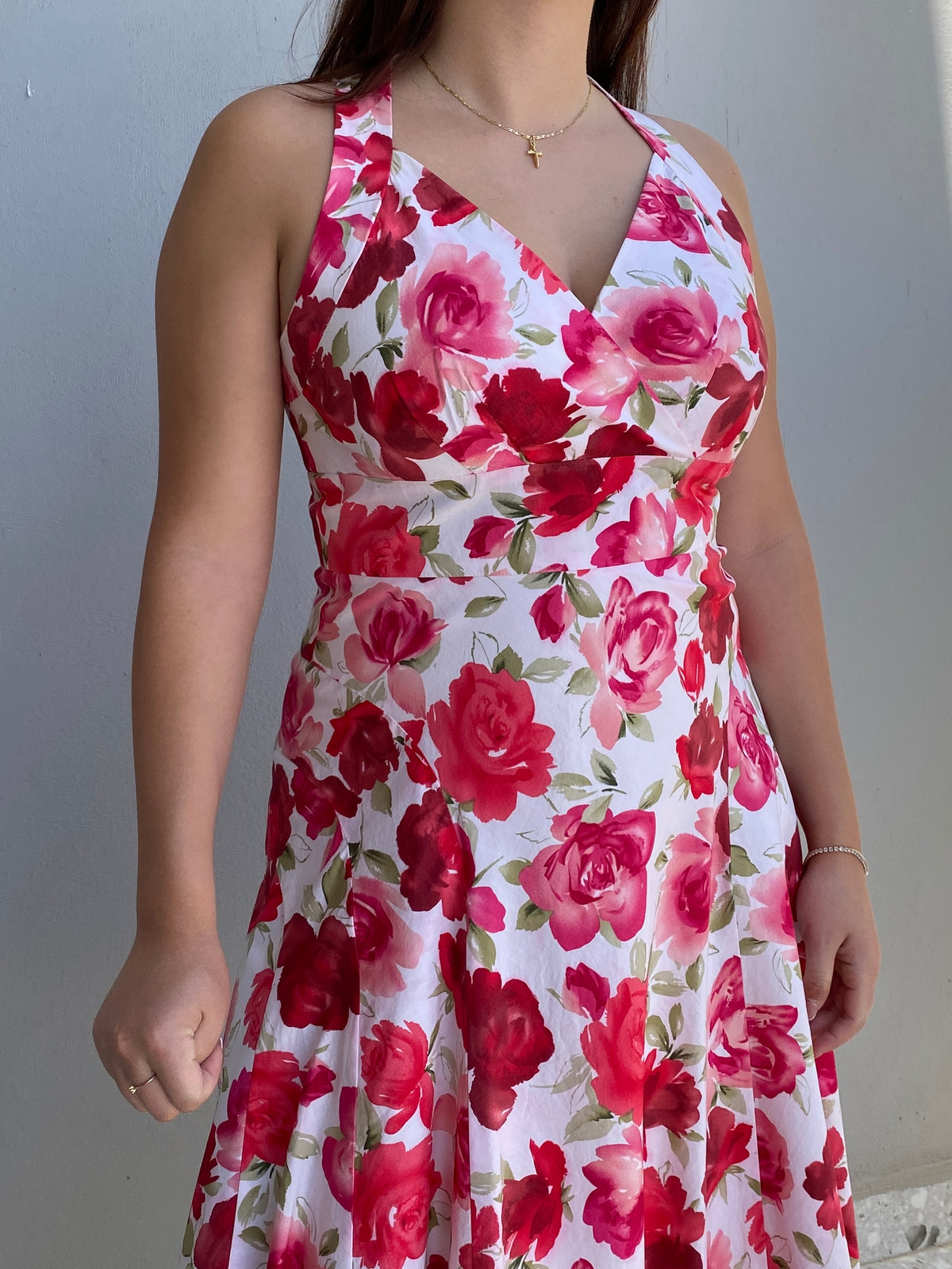 Vintage Talbots Petites White & Pink Cotton Rose Floral Halter Midi Dress – M Vintage Talbots Petites White & Pink Cotton Rose Floral Halter Midi Dress – M