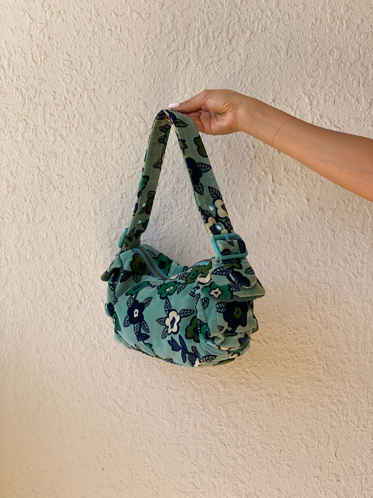 Vintage Y2K GAP Aqua Floral Velvet Shoulder Bag Soft Velour Baguette Purse Vintage Y2K GAP Aqua Floral Velvet Shoulder Bag Soft Velour Baguette Purse