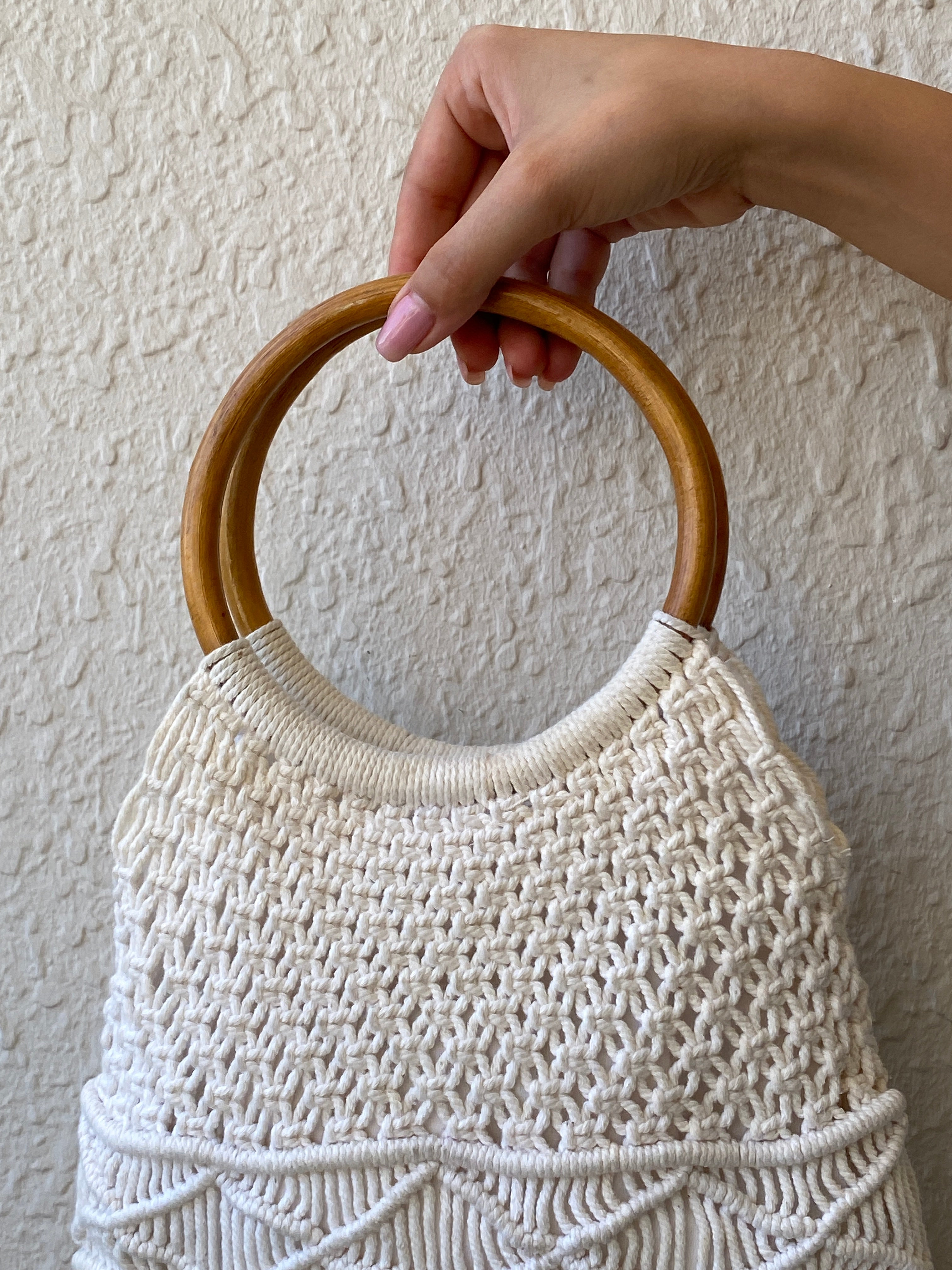 Gorgeous White Crochet Macrame Wooden Handle Beach Handbag