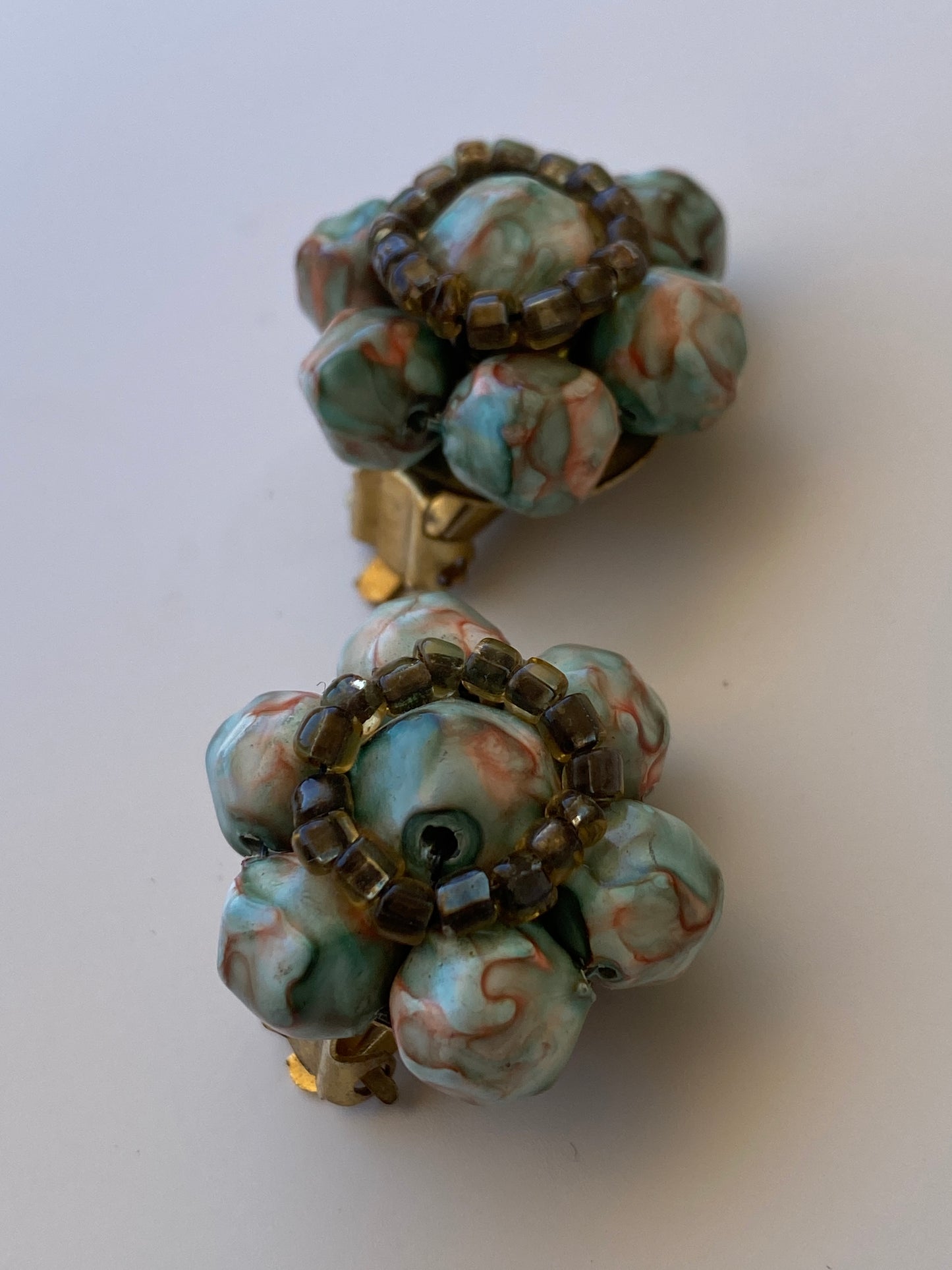 Vintage 1950s Pastel Beaded Floral Clip-On Earrings Turquoise Marble Lucite Cluster Statement Earrings