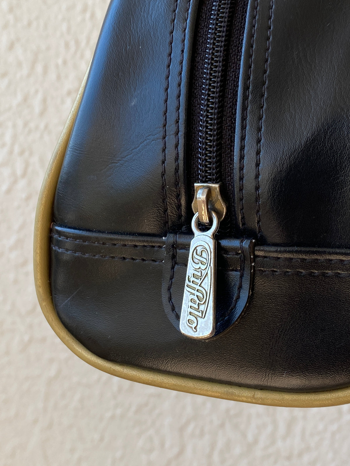 Vintage Y2K Buffalo Black & Gold Mini Bowling Bag Vintage Y2K Buffalo Black & Gold Mini Bowling Bag