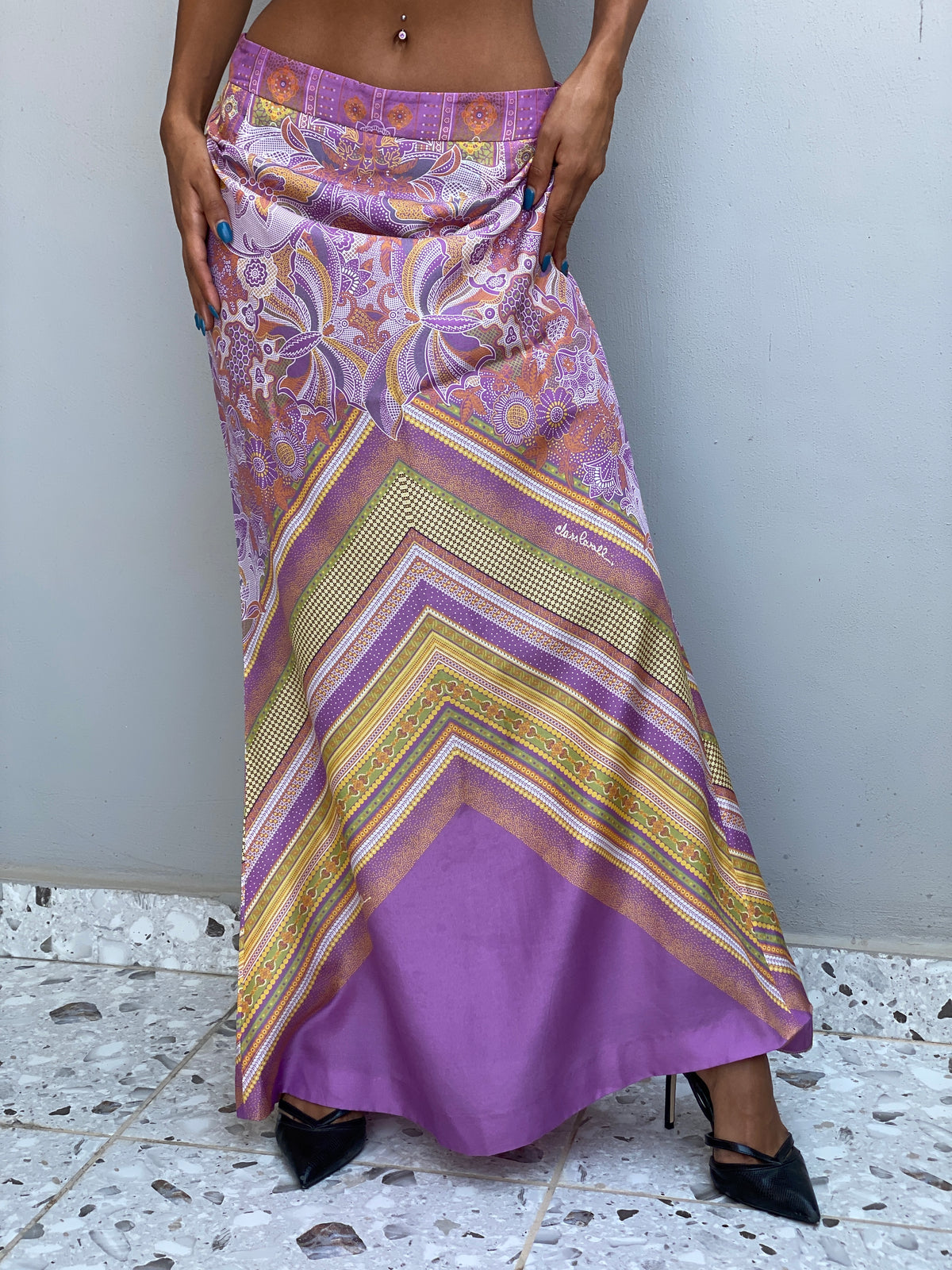Vintage Y2K Class Roberto Cavalli Purple Paisley Print Maxi Skirt - M Vintage Y2K Class Roberto Cavalli Purple Paisley Print Maxi Skirt - M