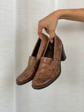 Vintage Kenneth Cole Made in Italy Genuine Leather Croc-Embossed Brown Heeled Loafers - Size 37.5EU