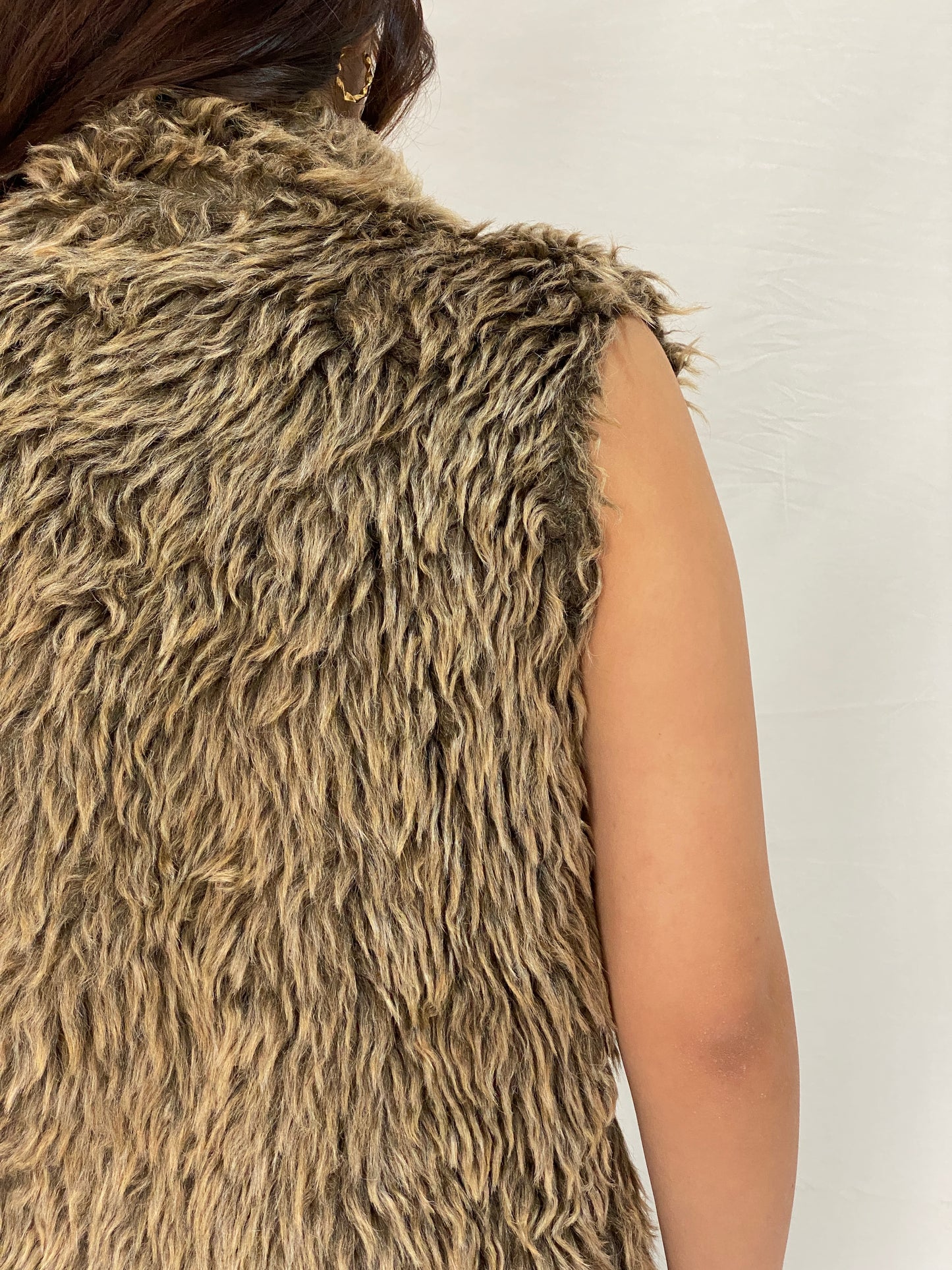Vintage Shaggy Faux Fur Brown Sleeveless Boho Vest with Toggle Buttons - M