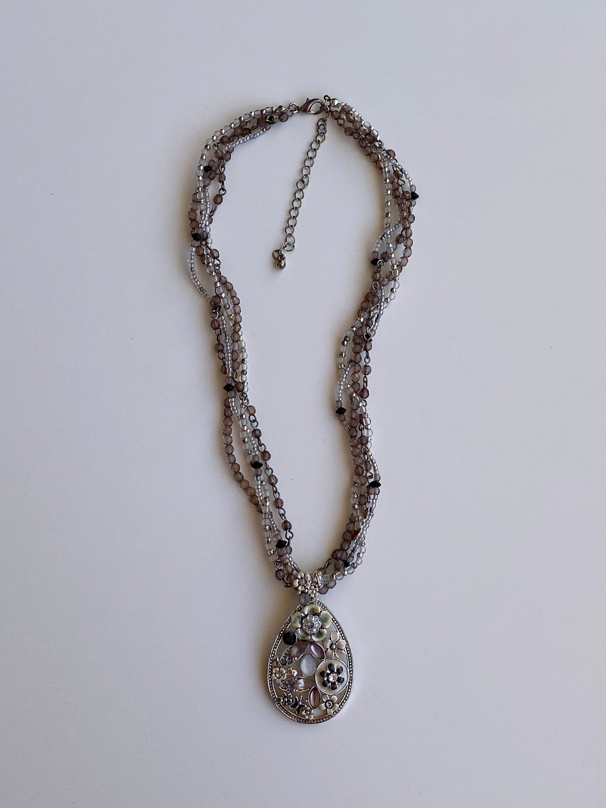 Vintage Y2K Silver-Tone Multi-Strand Beaded Floral Teardrop Pendant Necklace
