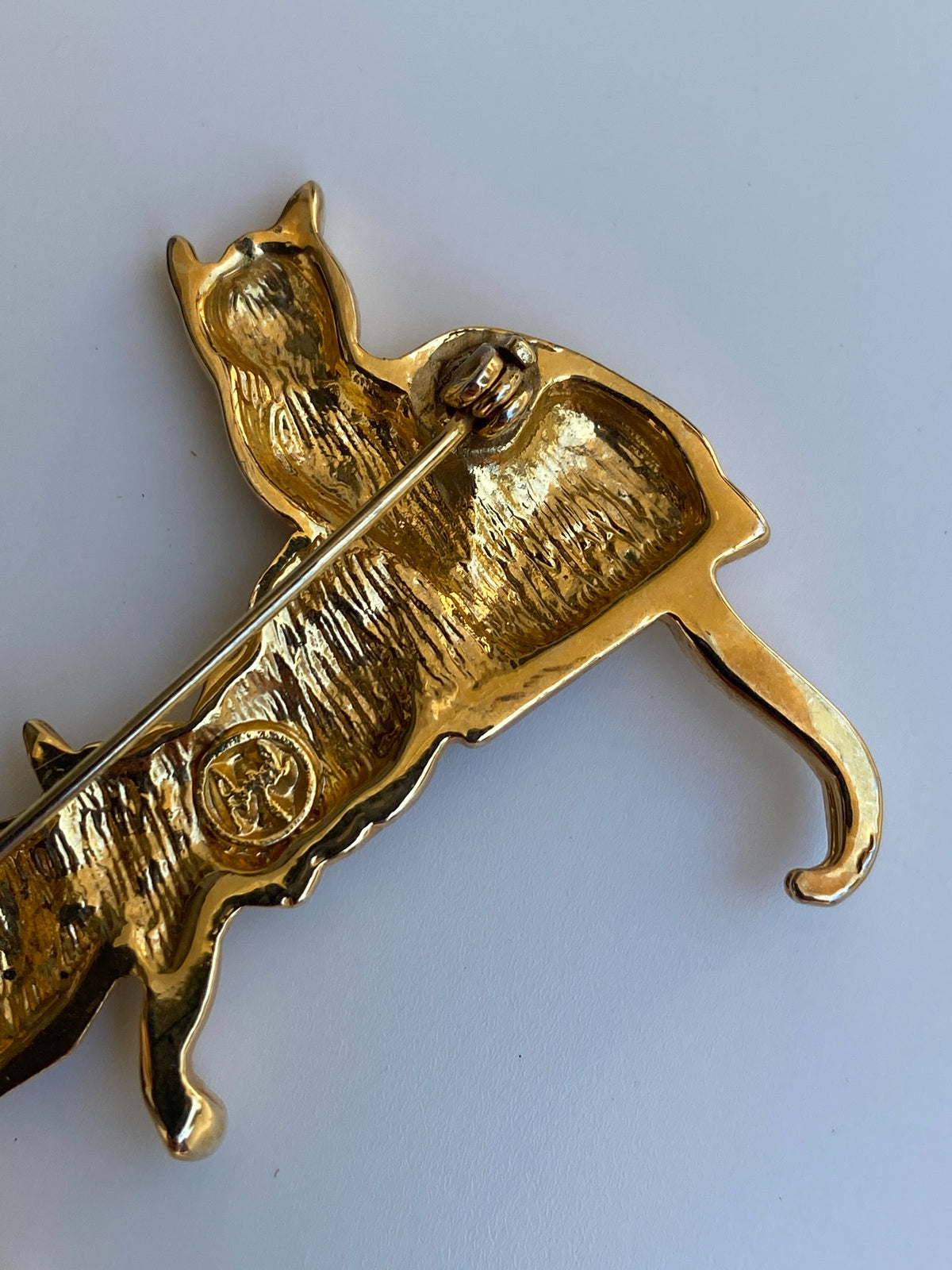 Vintage Gold Tone Cat Family Brooch Three Cats on Bench Statement Pin Vintage Gold Tone Cat Family Brooch Three Cats on Bench Statement Pin