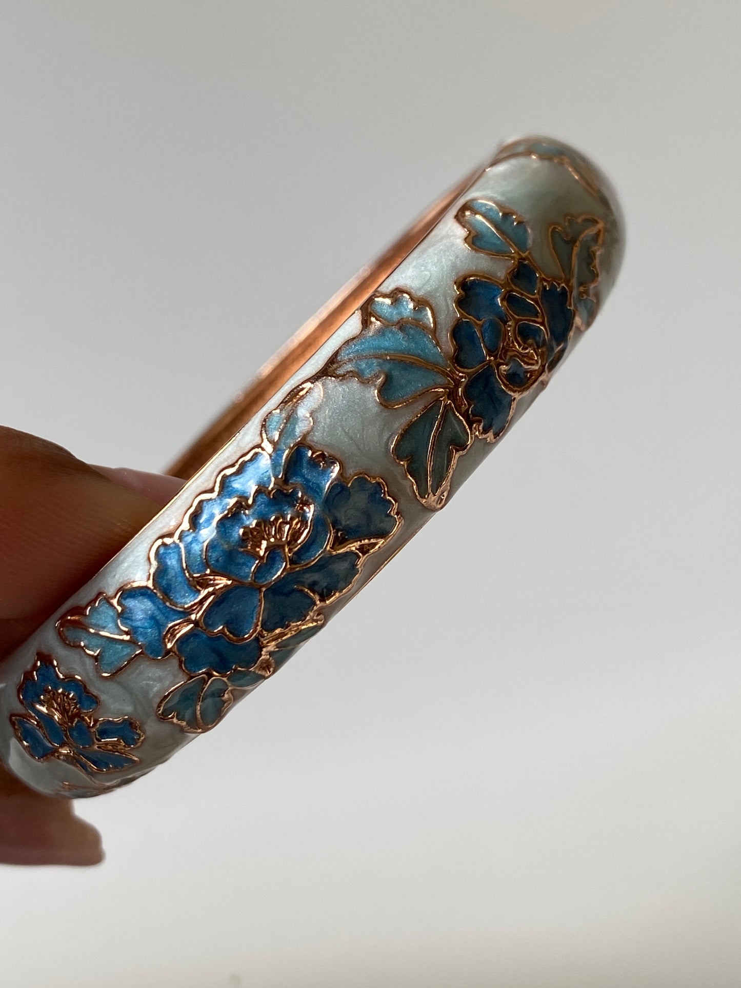 Vintage Chinese Cloisonné Floral Bangle Bracelet Blue Enamel Flowers Rose Gold-Tone Metal